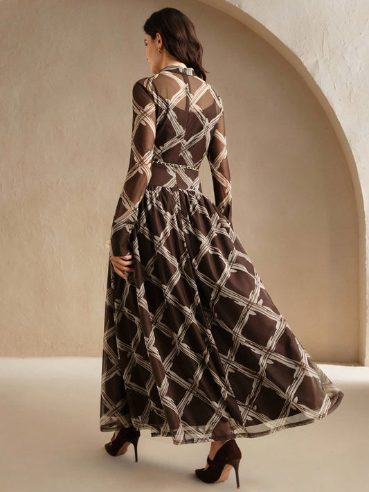 Brown Waist Cinched Graphic Print Flared Dress With Belt