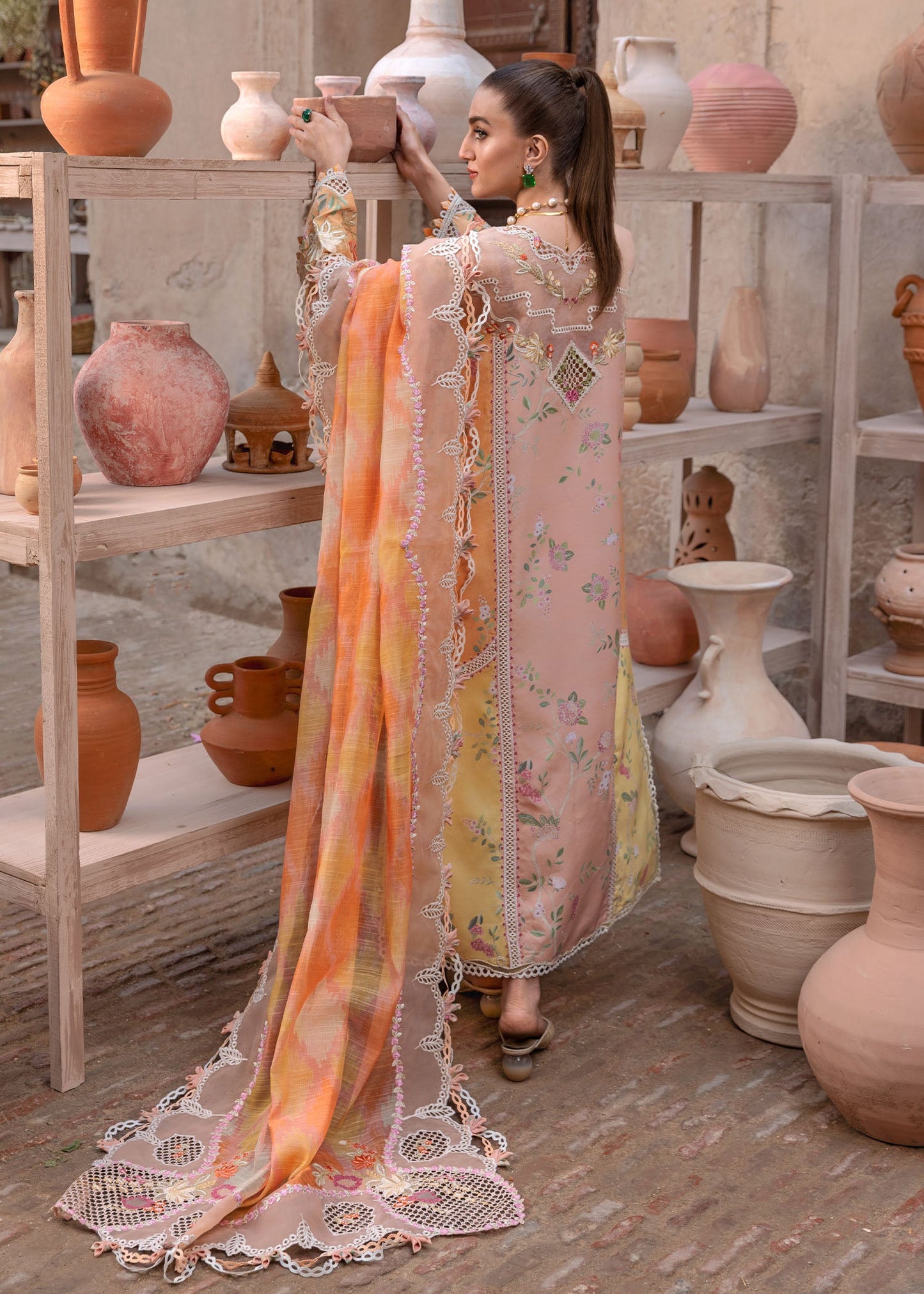 BONJOUR AND BLOOM - D4B