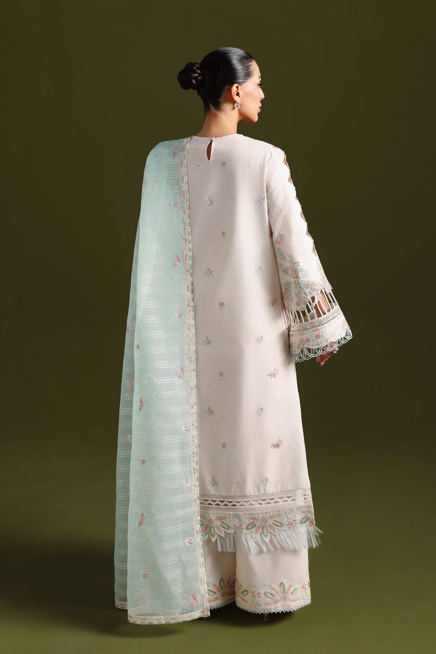 Naazi