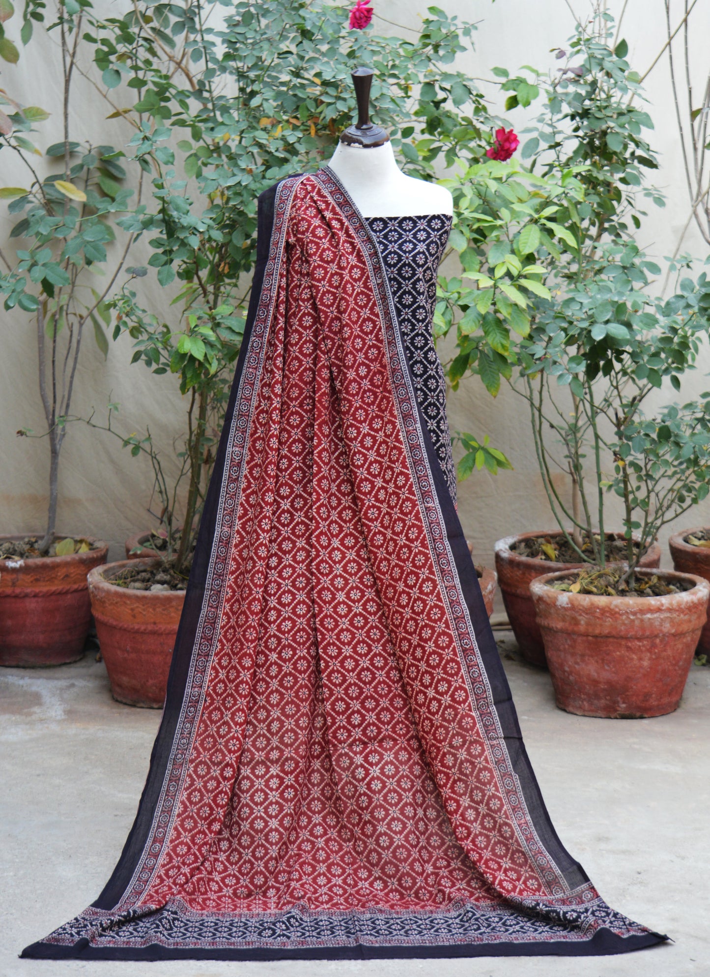 Ajrak Design Dress Floral Jaal Contrast – Organic Dye Hand Block Printed Lawn Two-Piece (Shirt & Dupatta)