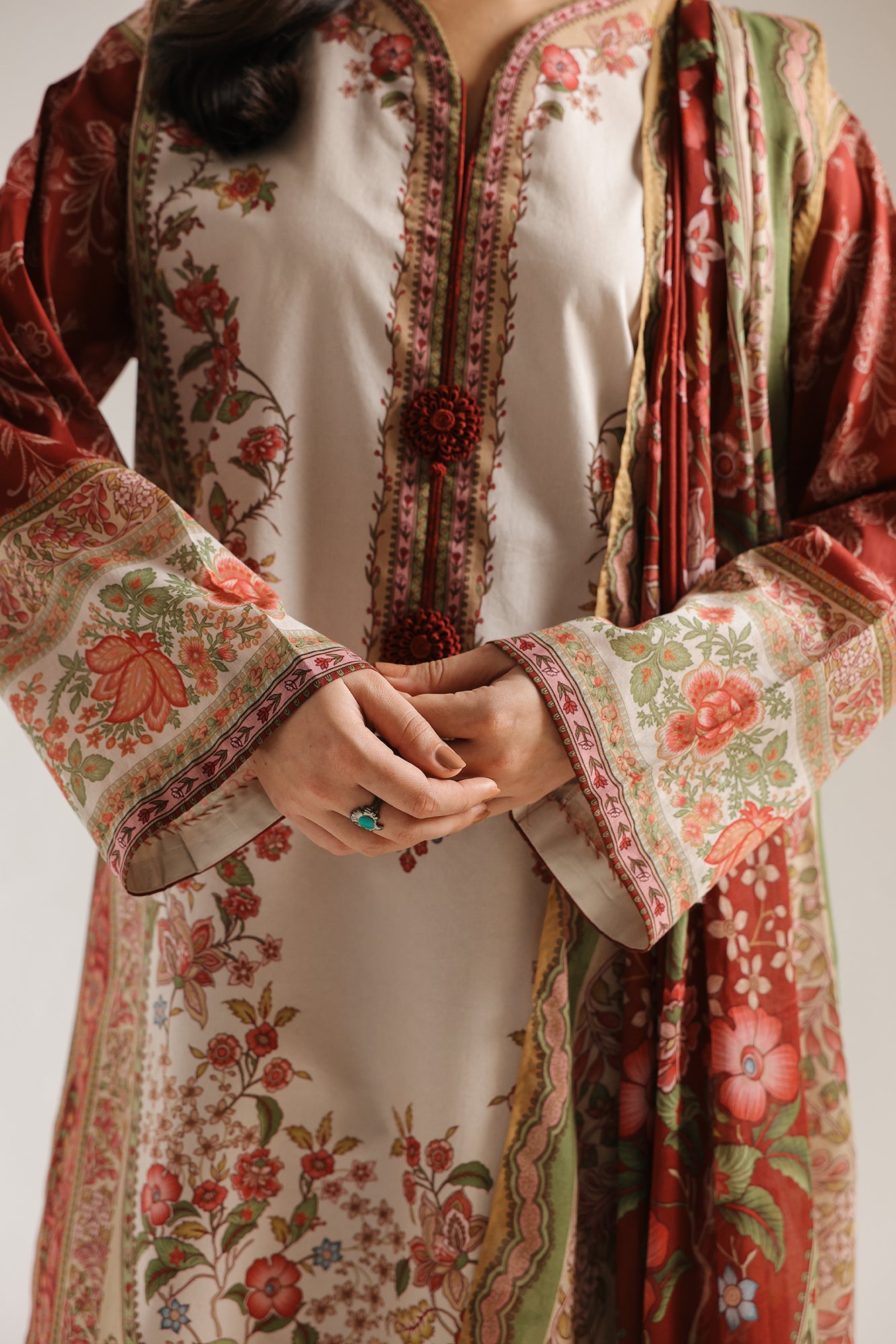 EMBROIDERED SUIT (E0878/202/006)