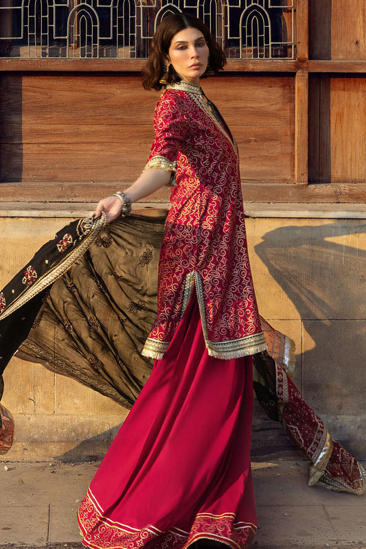 3 Piece Gold Printed Lawn Suit with Zari and Sequins Embroidered Chiffon Dupatta and Dyed Trouser BM-62041