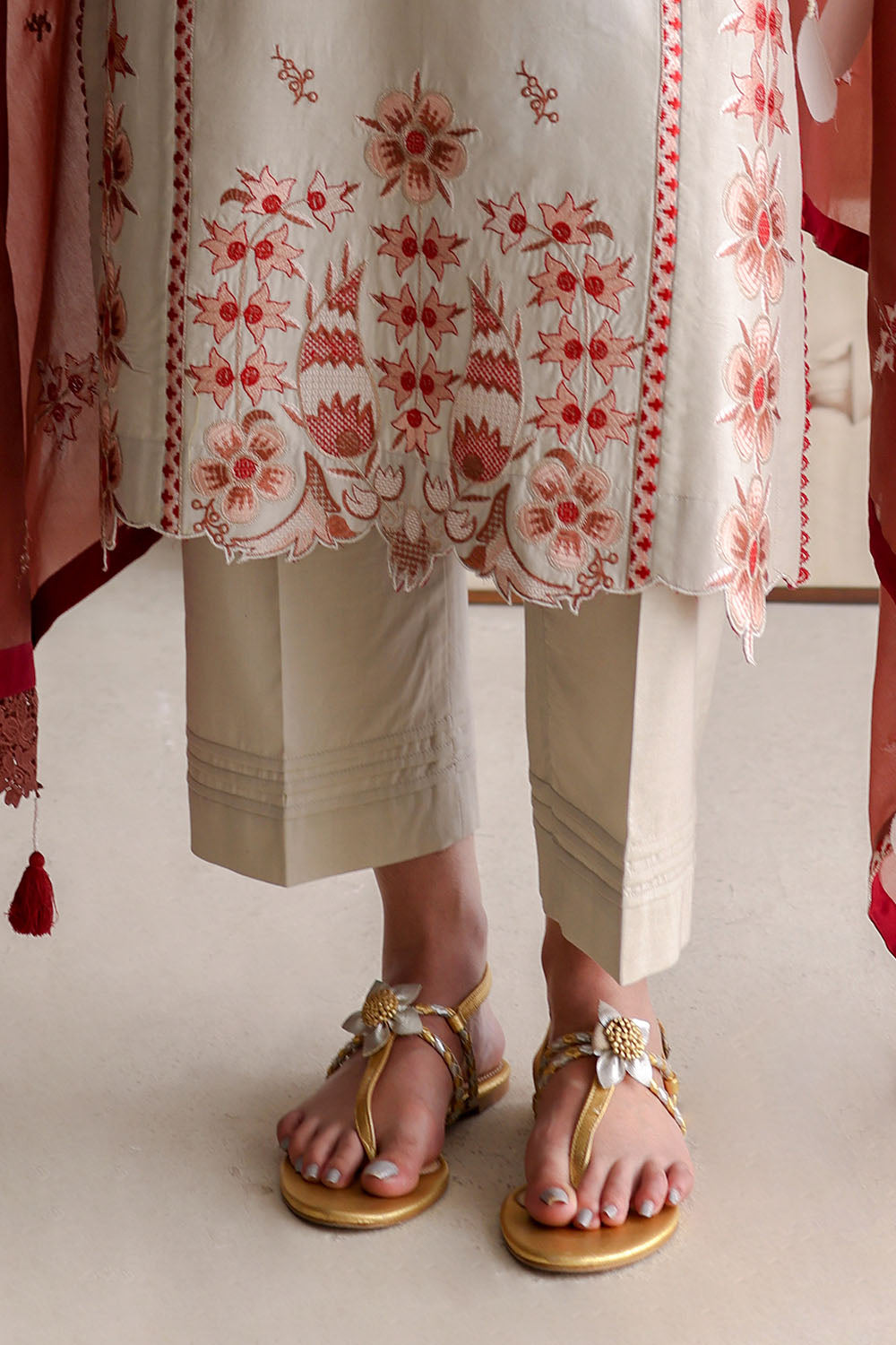 3 Piece Embroidered Lawn Suit with Paper Cotton Dupatta and Borders PM-62056