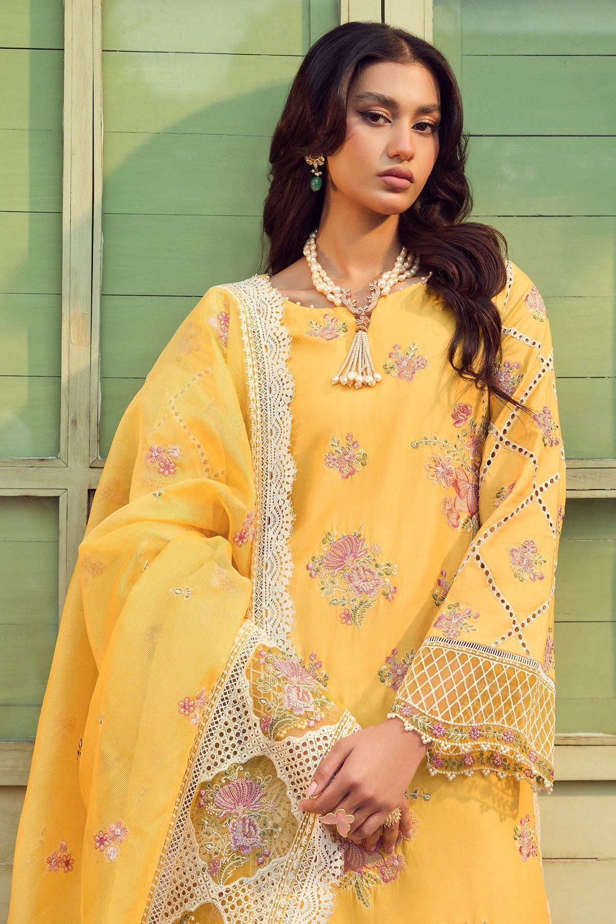 4423-ZEMAL EMBROIDERED LAWN UNSTITCHED