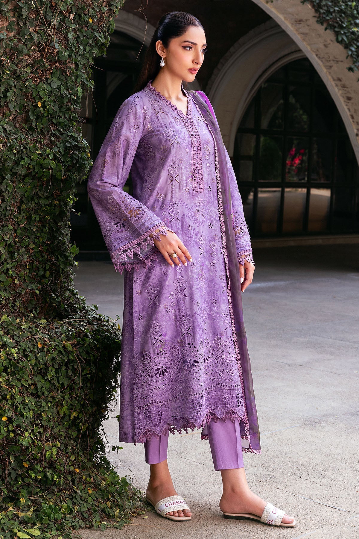 5361-ELISE DIGITAL PRINTED LAWN UNSTITCHED