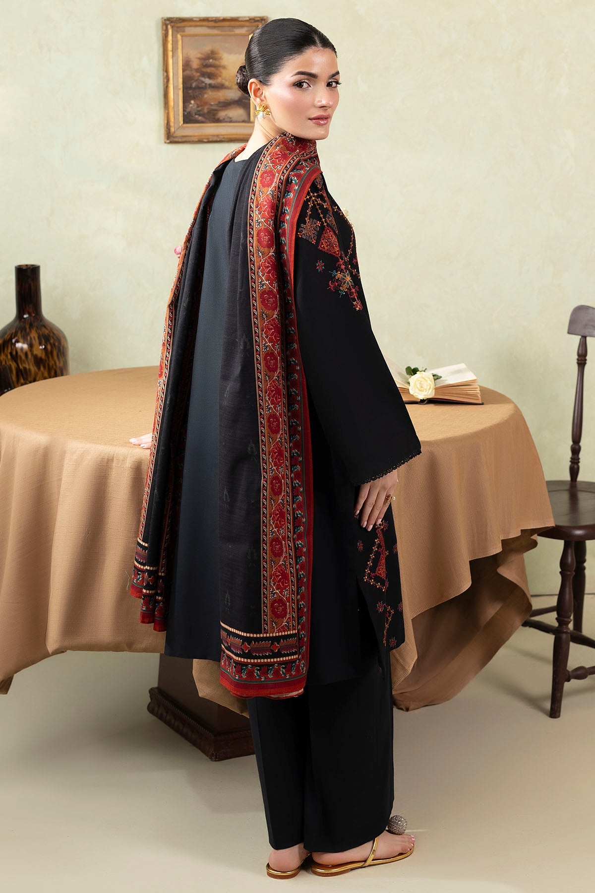 5692-NASEHA EMBROIDERED KHADDAR UNSTITCHED