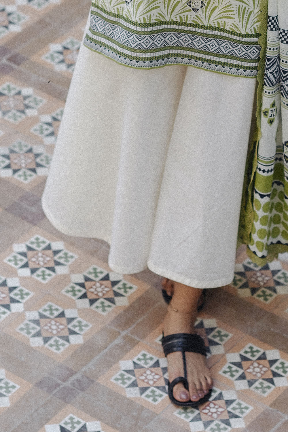 3 Piece Embroidered Printed Lawn Suit with Lawn Dupatta CL-62239