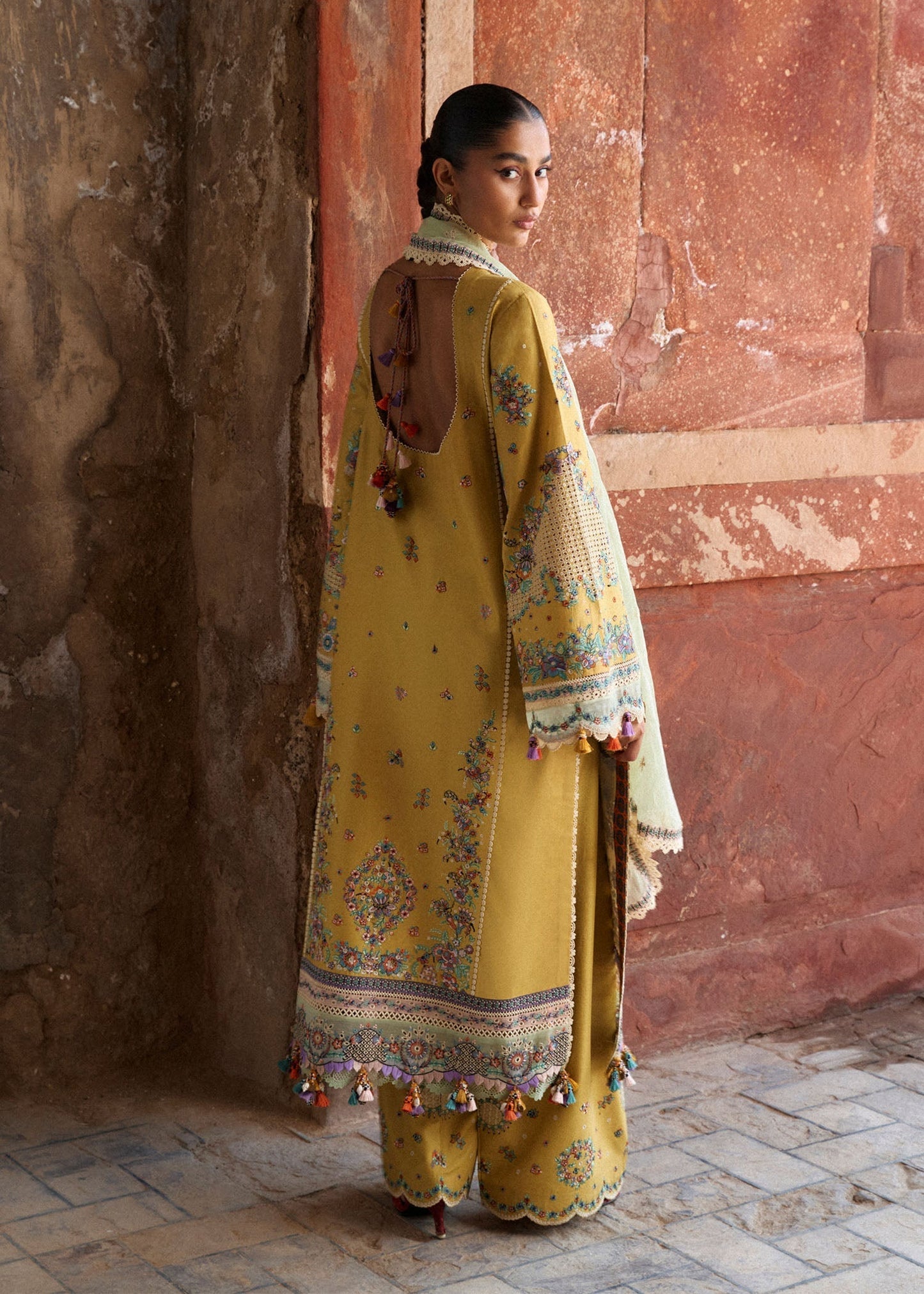 Sari