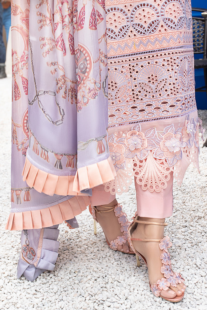 CHINTZ ROSE - Mll 01 - Heer Rang