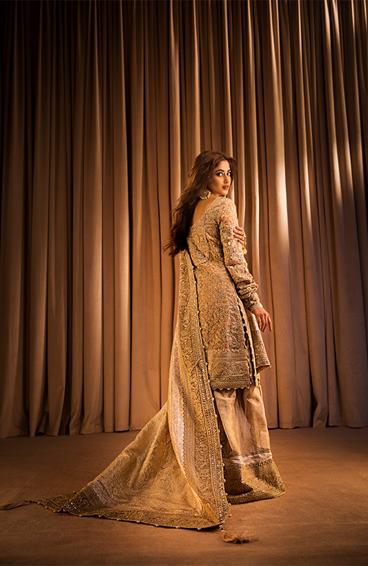 Ulfat: Straight Organza Shirt paired with Azaar Pants & Dupatta