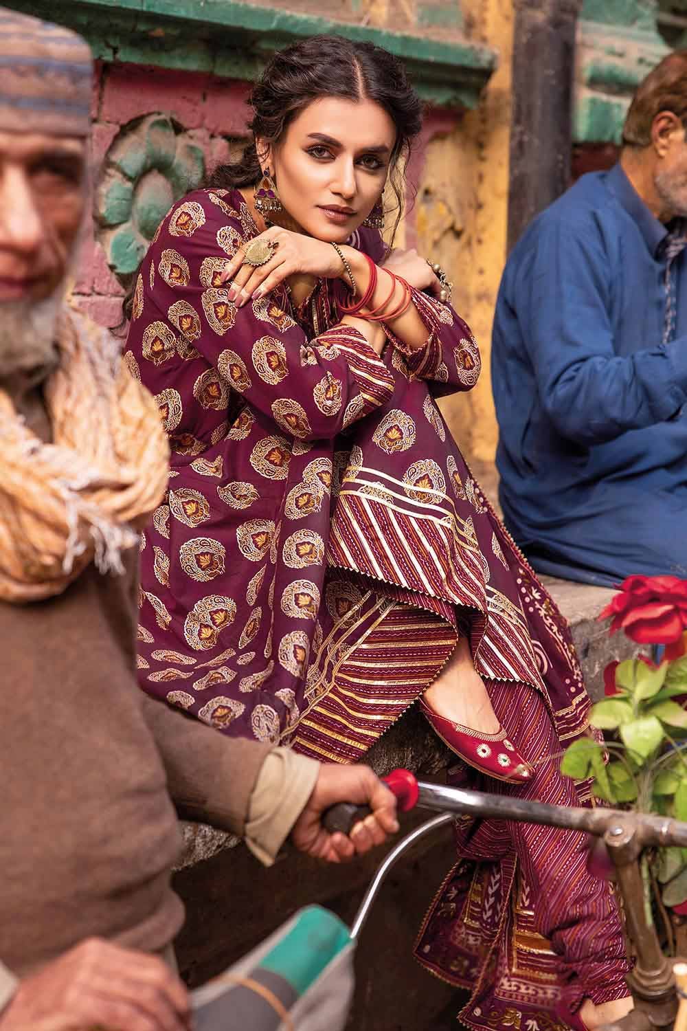 3PC Lawn Unstitched Digital Printed Suit CL-32425 A