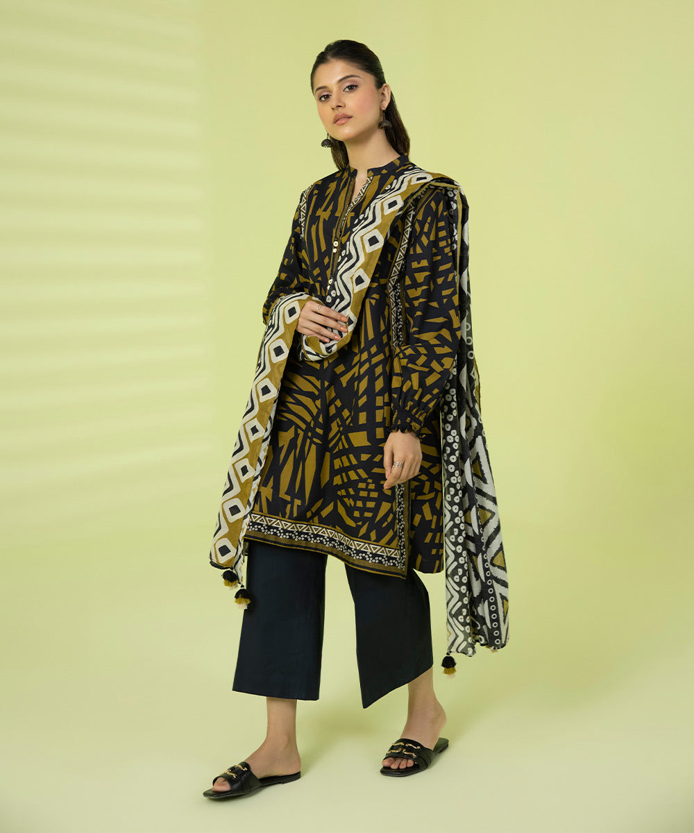 PRINTED LAWN SUIT - Black & Yellow
