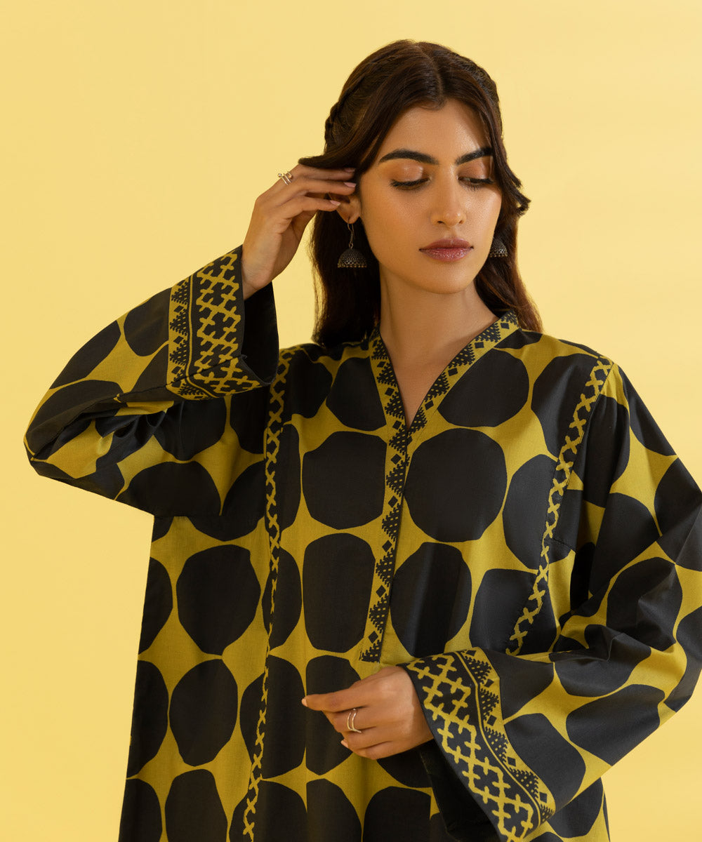 PRINTED LAWN SUIT - Black and Yellow