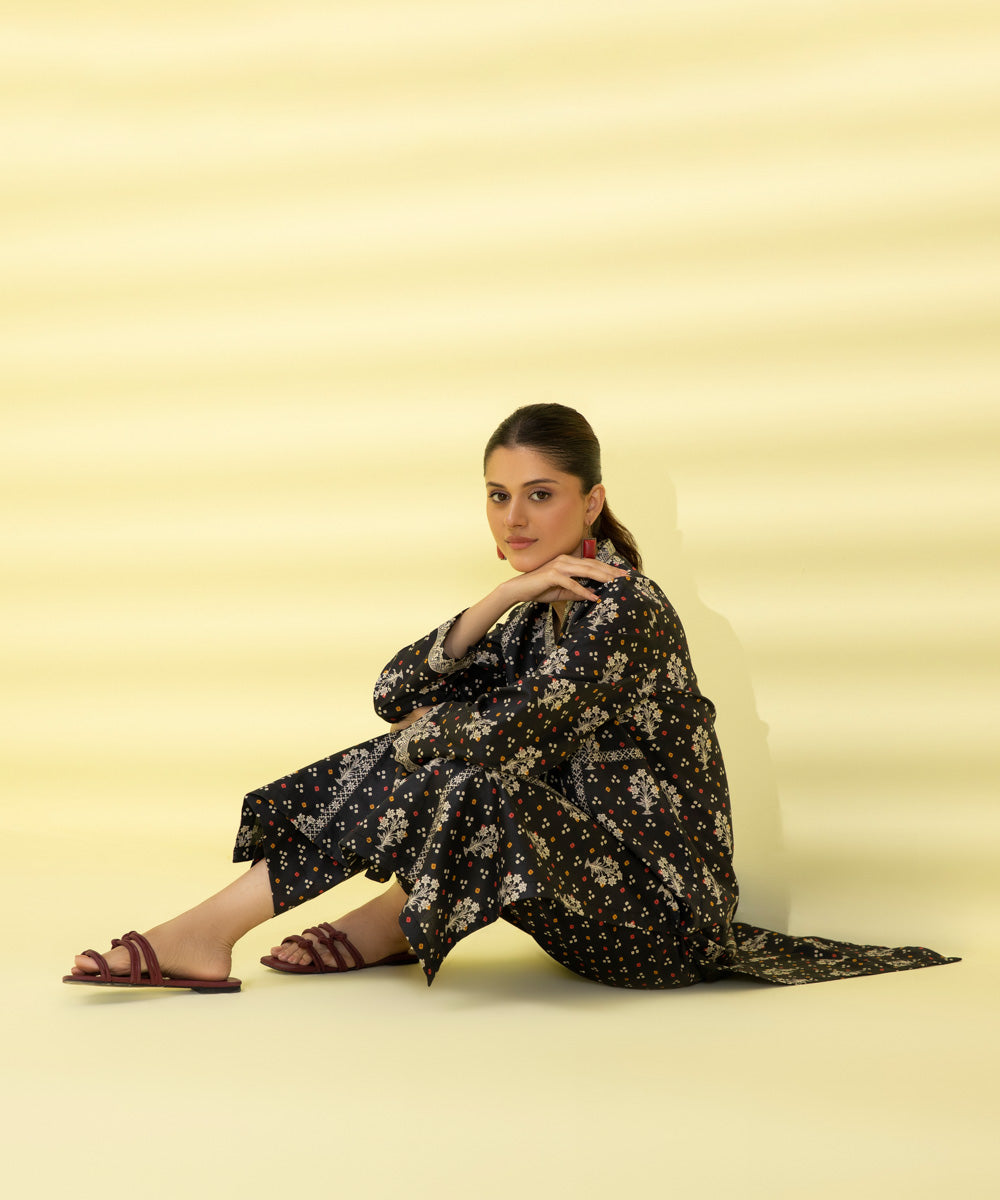 PRINTED LAWN SUIT - Black and White