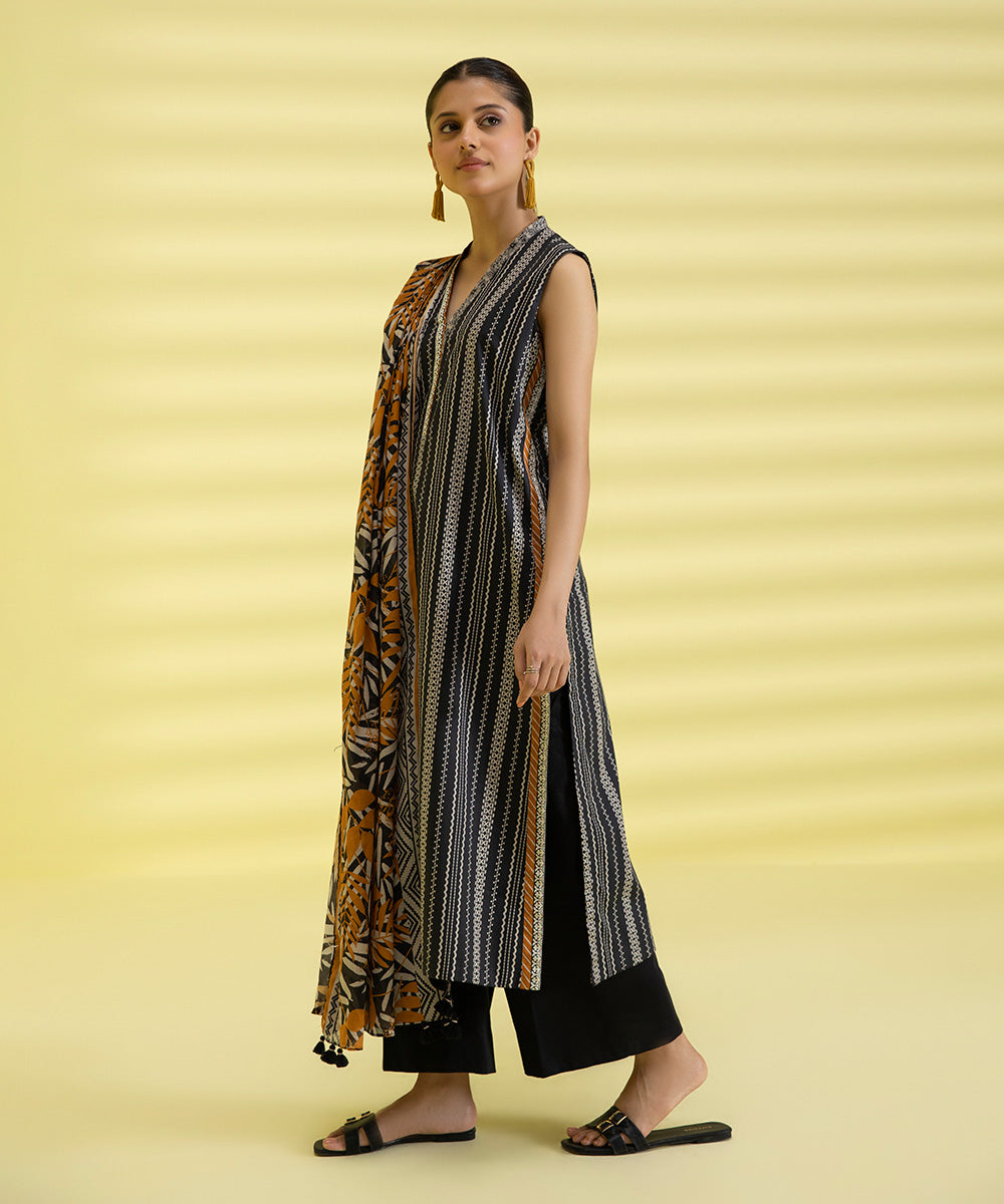 3 PIECE - PRINTED LAWN SUIT