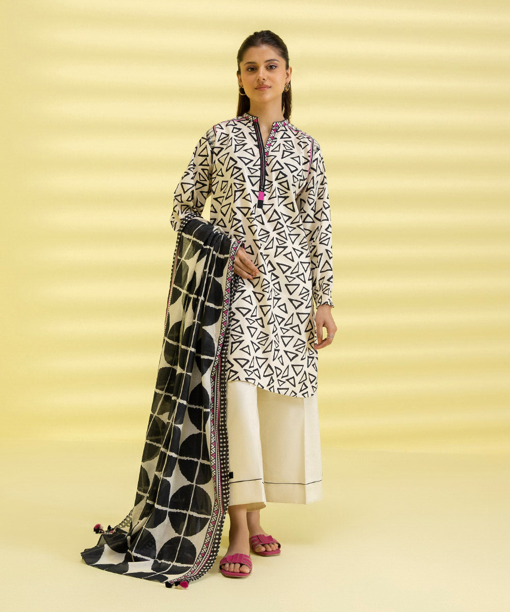 PRINTED LAWN SUIT - Black and White