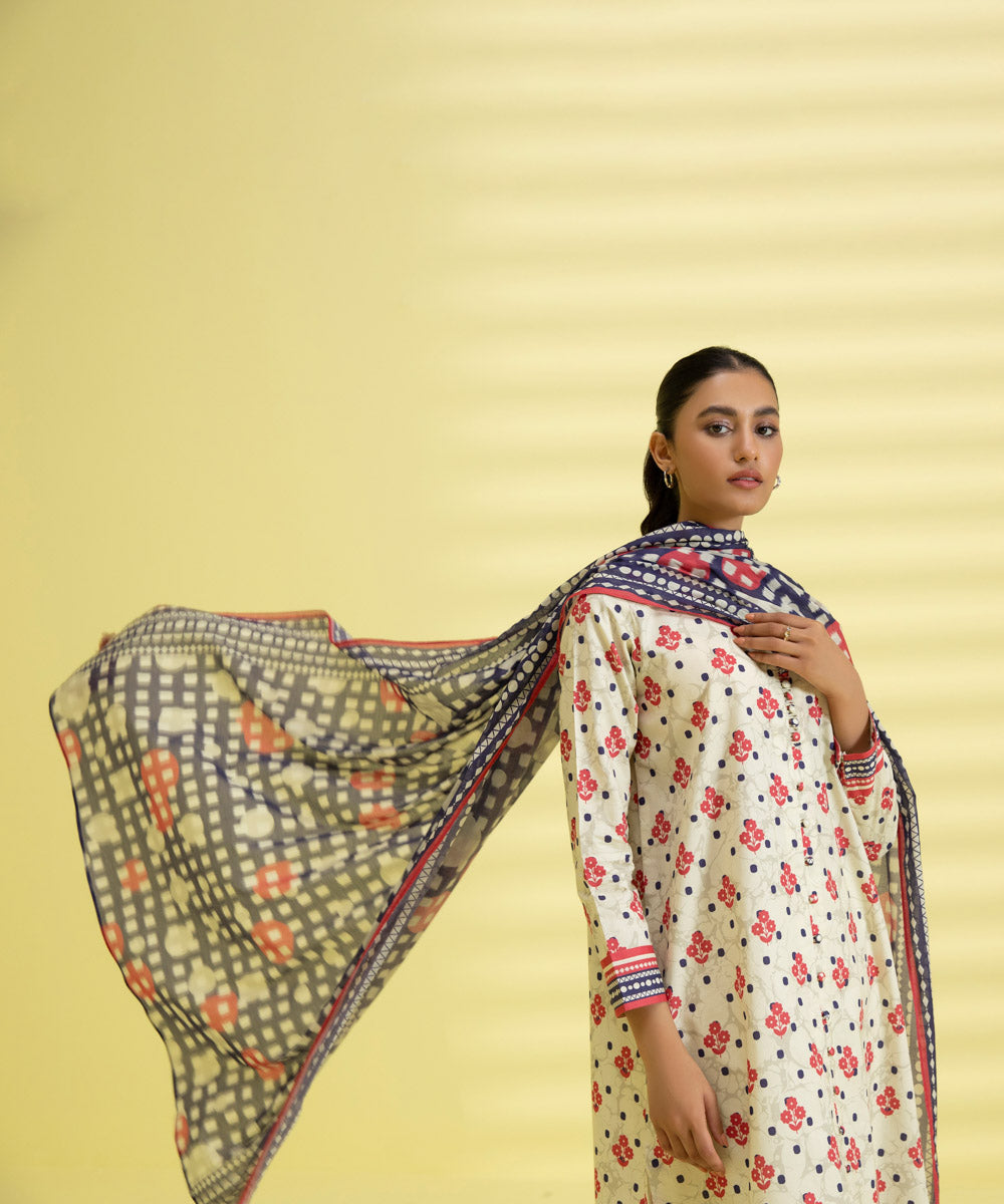 3 PIECE - PRINTED LAWN SUIT