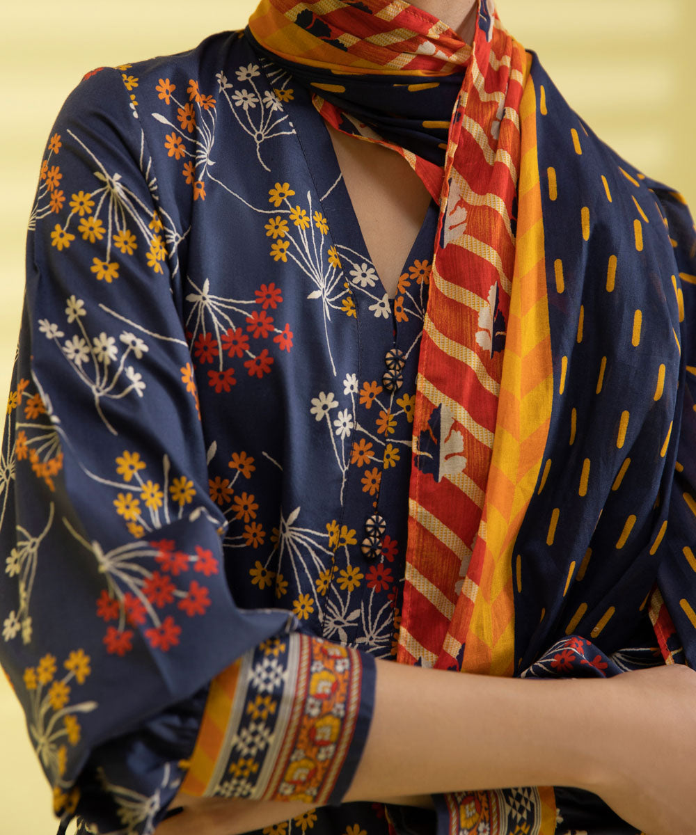 3 PIECE - PRINTED LAWN SUIT