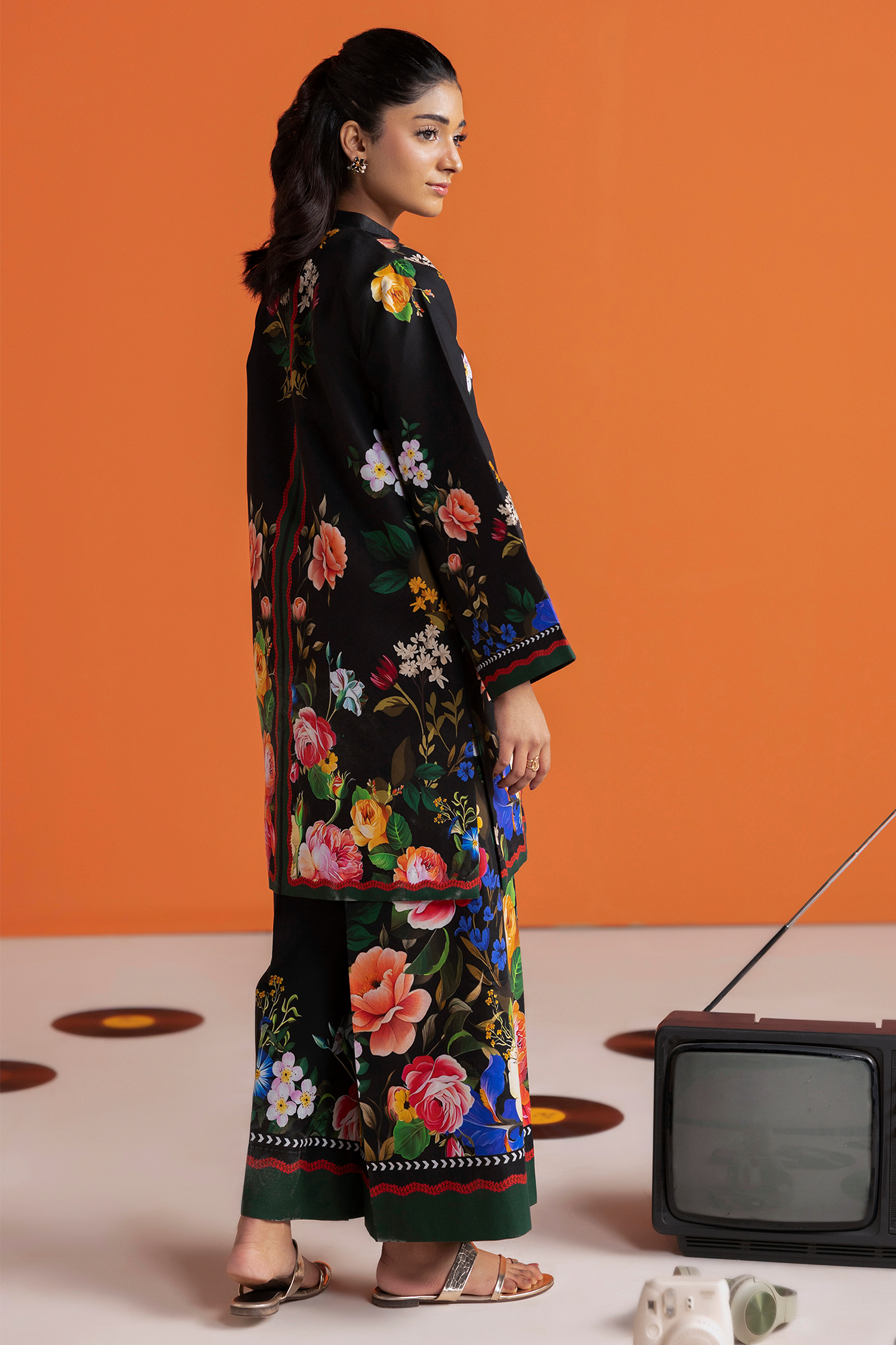 Amal Summer Prints 2Pc. Unstitched Cord 02