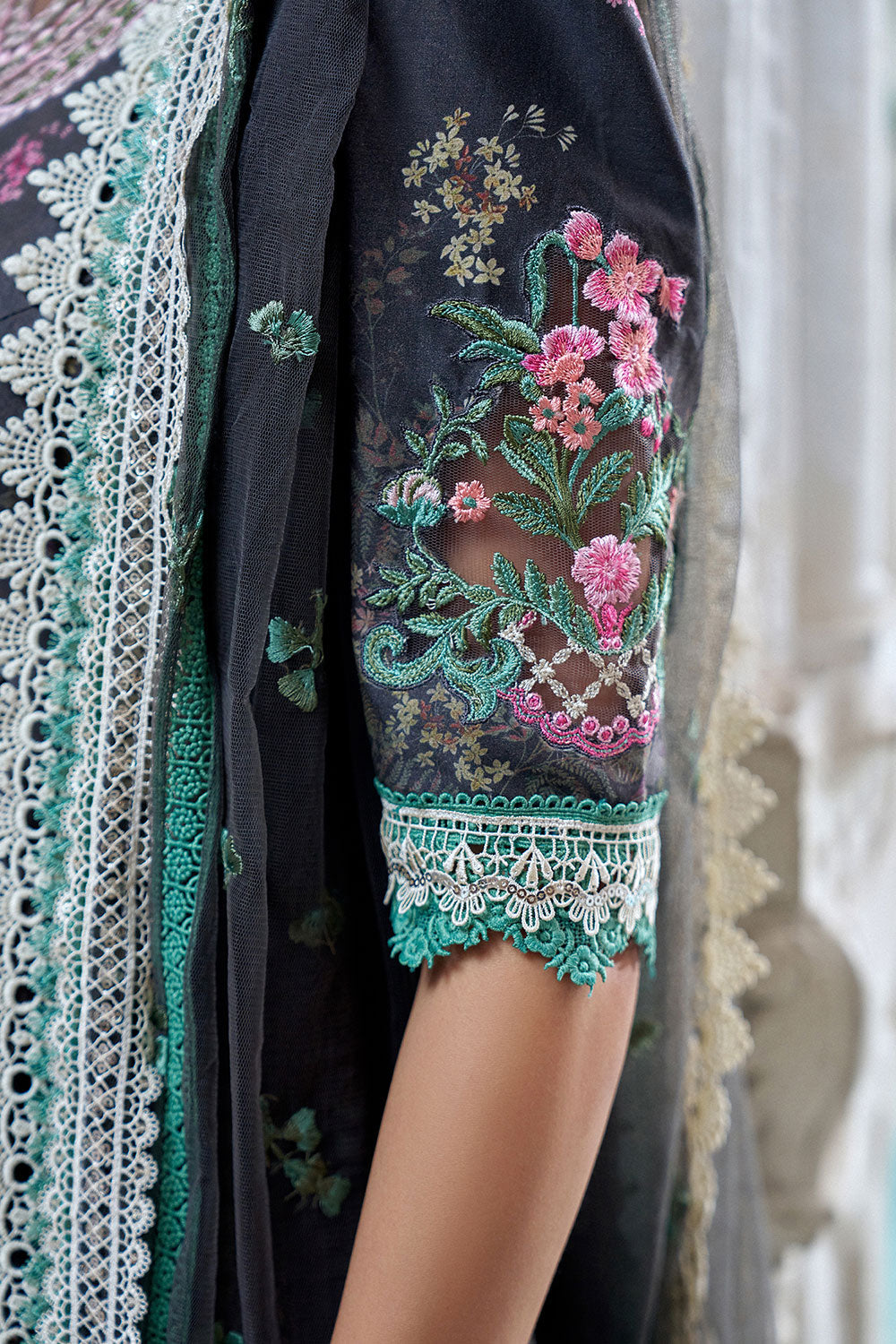 Design 10A Luxury Lawn Eid Edition 2026 Unstitched