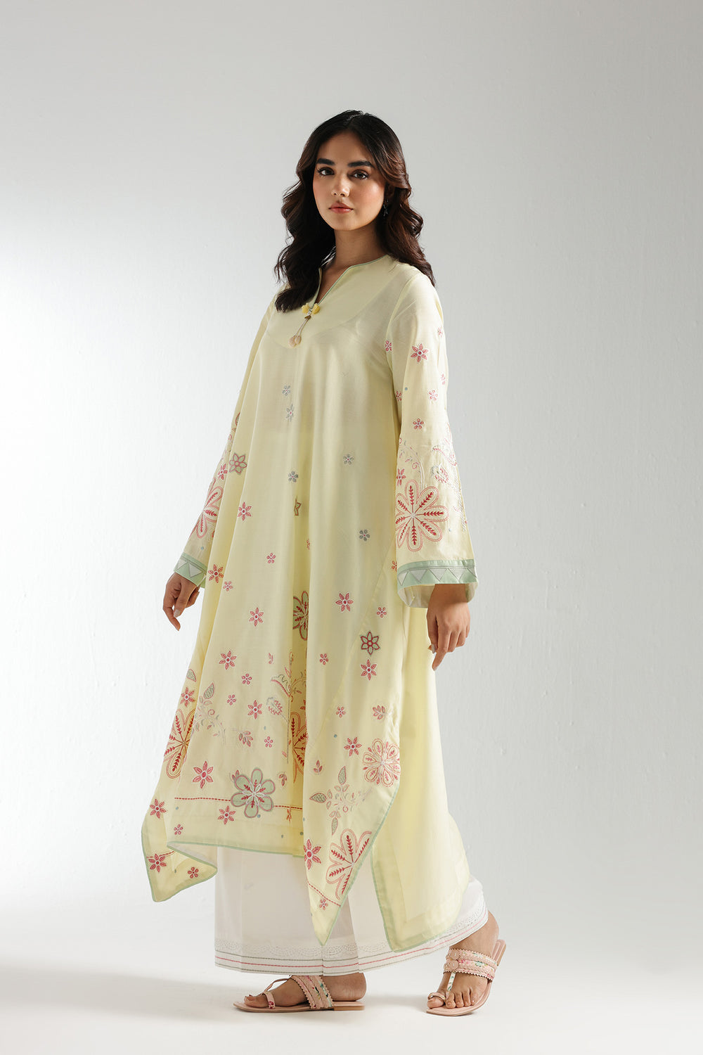 EMBROIDERED SUIT