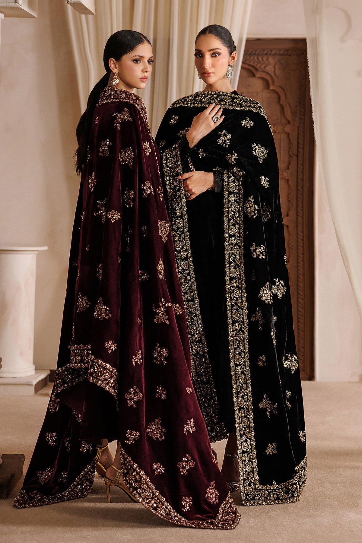 EMBROIDERED VELVET SHAWL VS-71