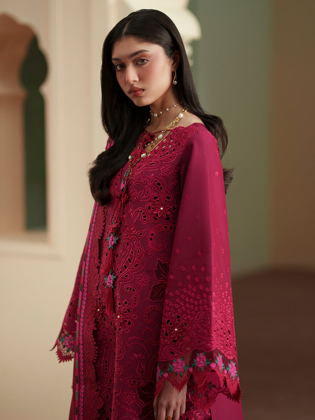 D-113-B | 3 PC Luxury Lawn