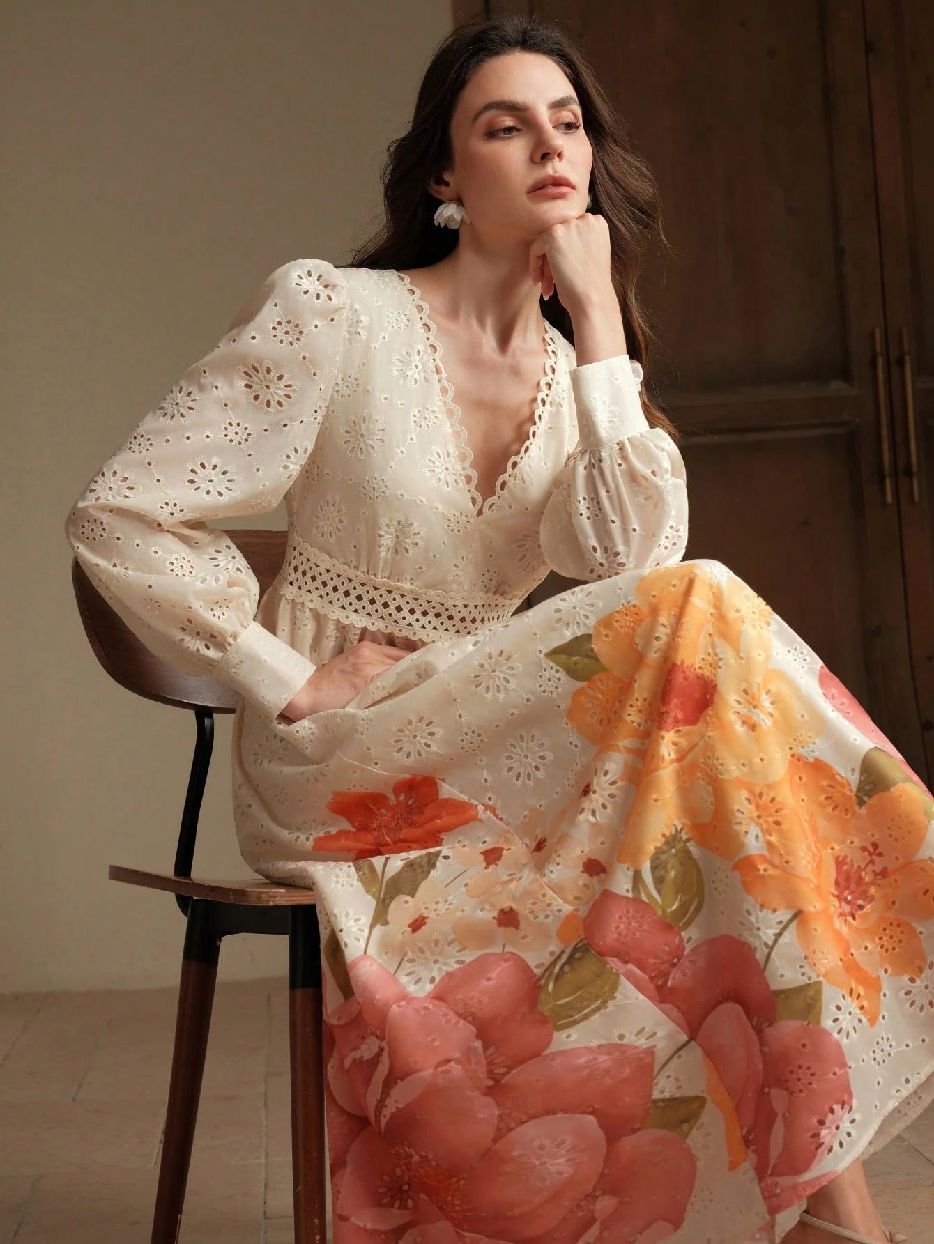 Floral Pattern Cutout Waist Embroidered Dress