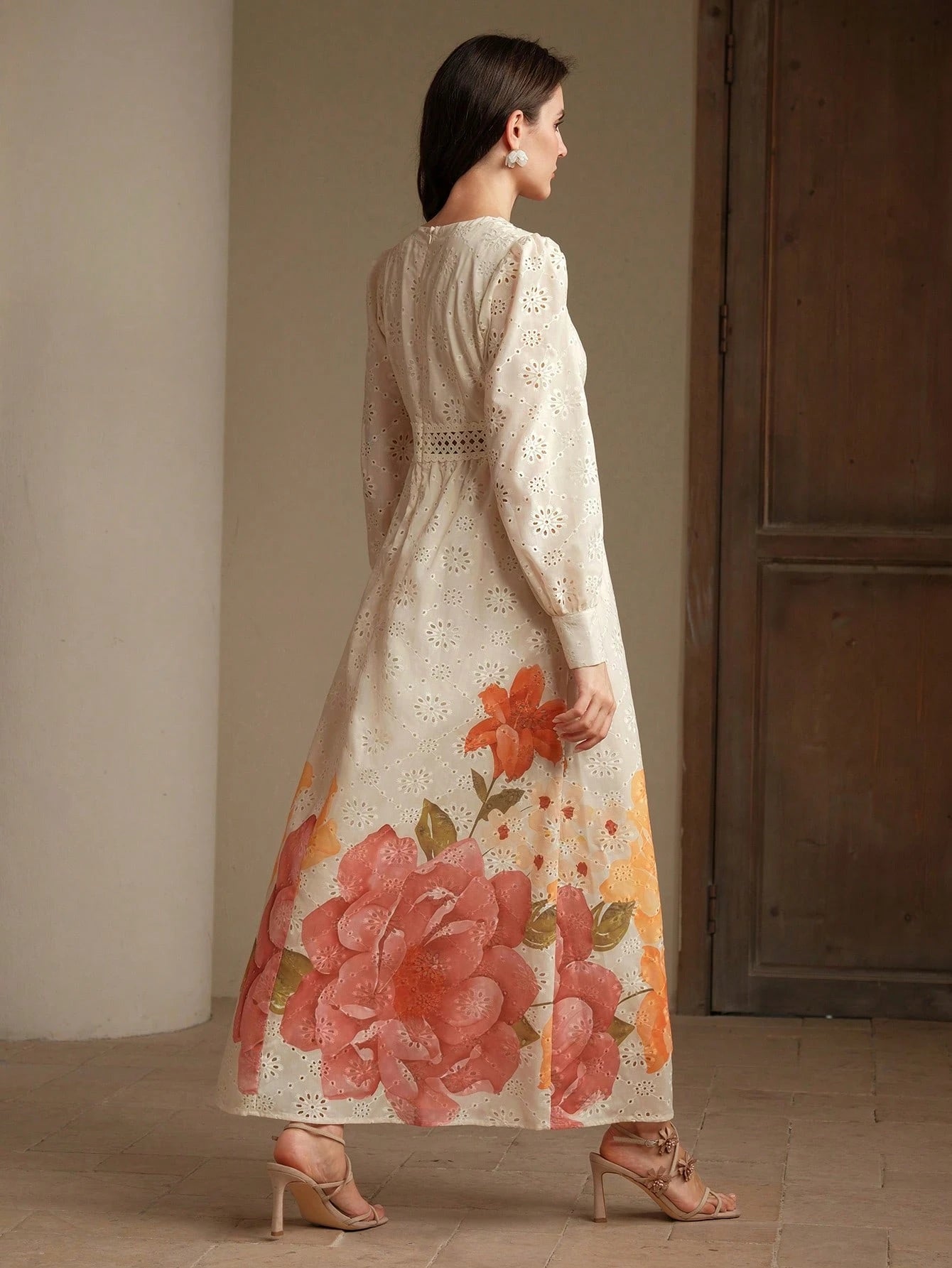 Floral Pattern Cutout Waist Embroidered Dress