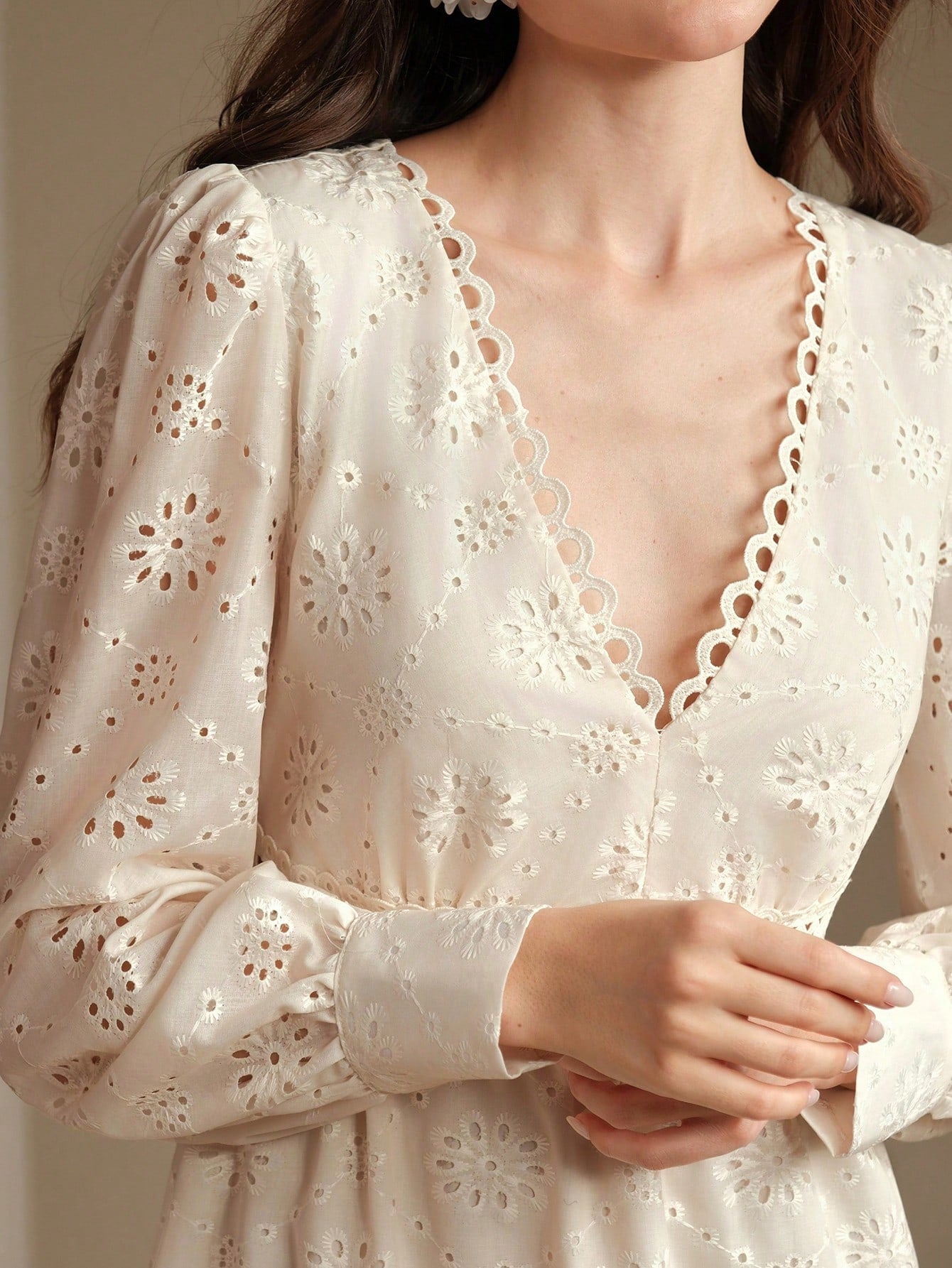 Floral Pattern Cutout Waist Embroidered Dress