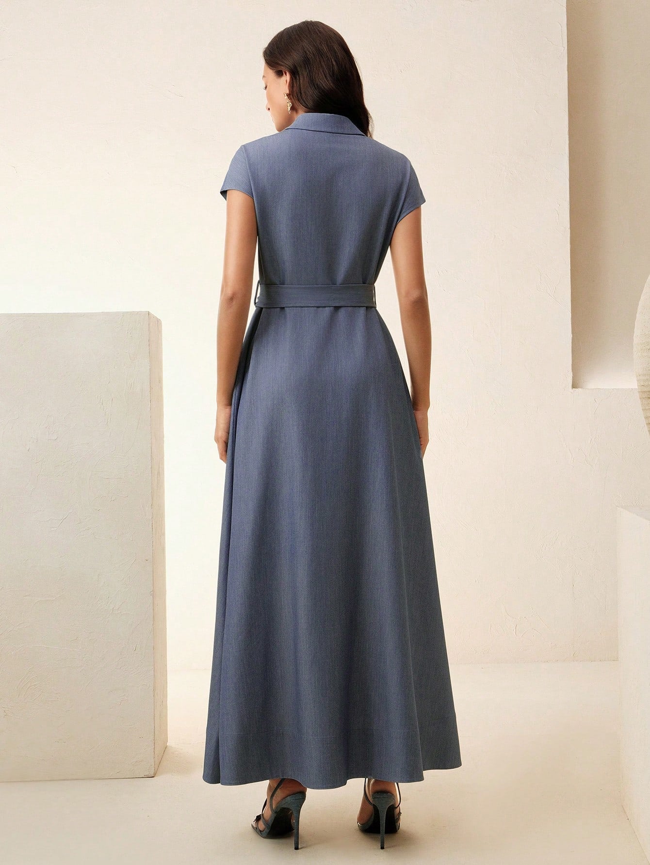 Open-Front Sleeveless Embroidery Floral Dress With Belt