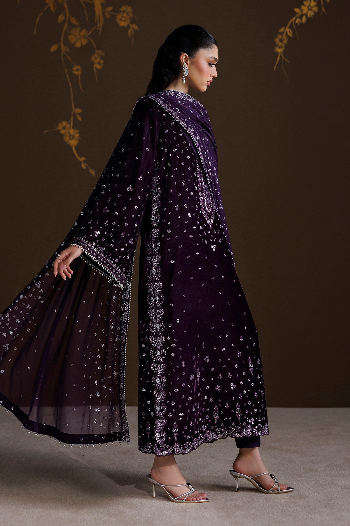 EMBROIDERED VELVET UF-4546