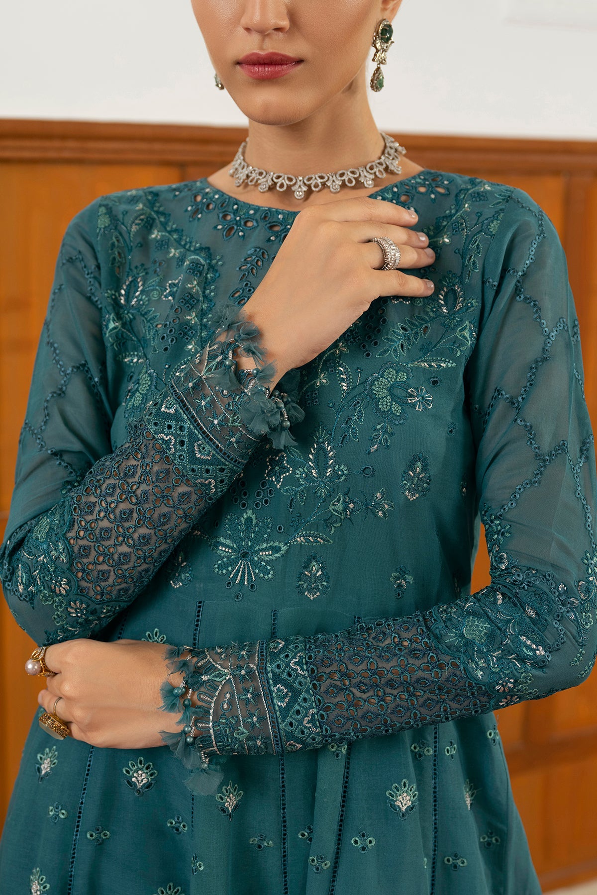 EMBROIDERED SWISS LAWN SL11-D02