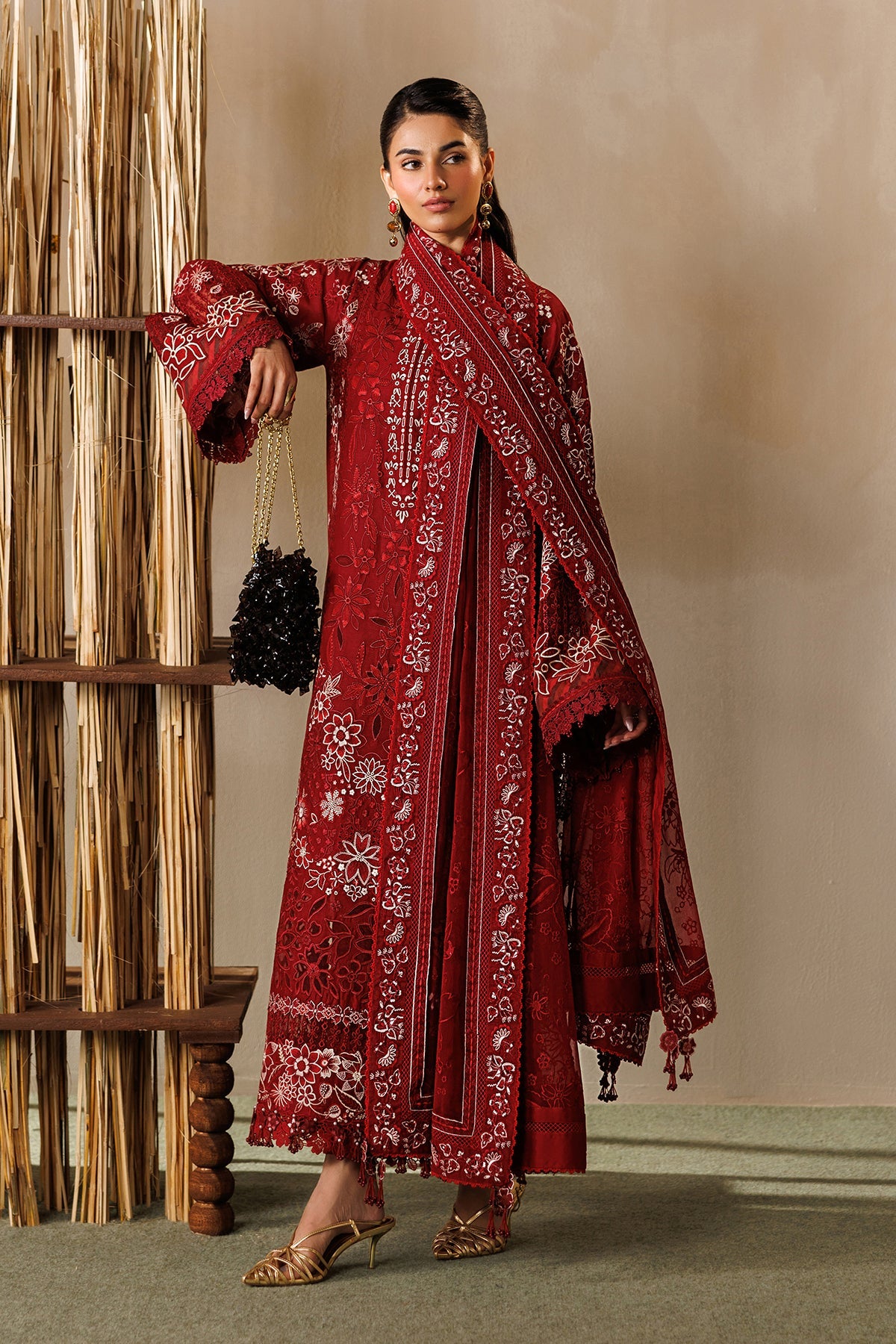 EMBROIDERED LAWN EL26-D05 UNSTITCHED
