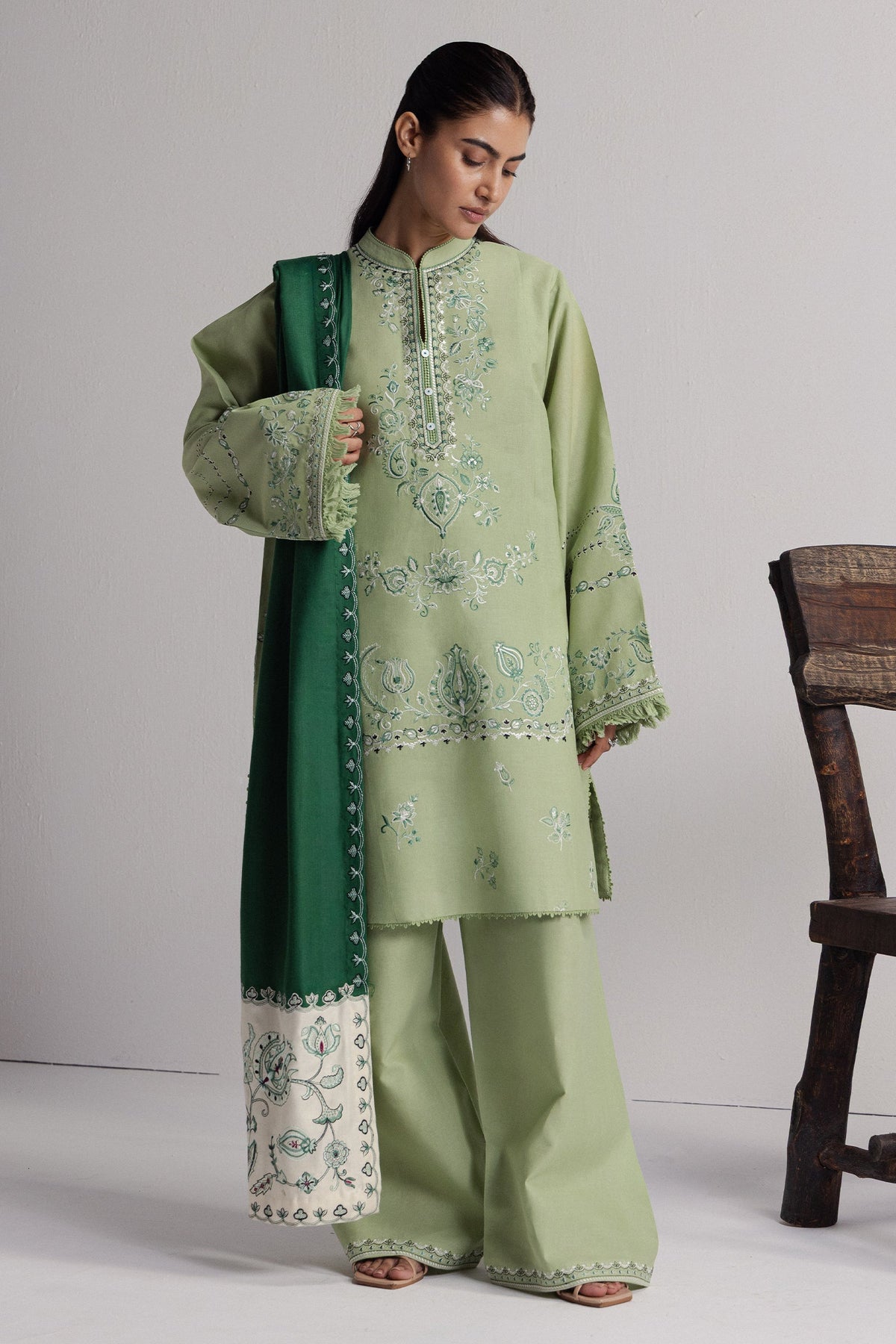 NEELAM-4B