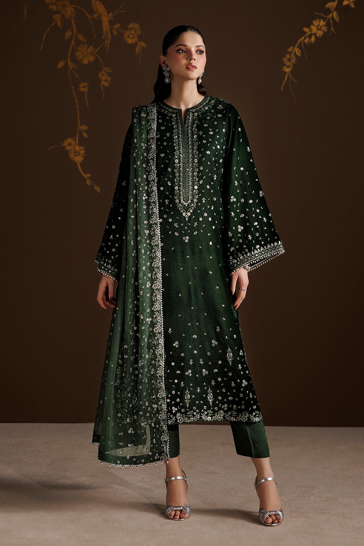 EMBROIDERED VELVET UF-4545