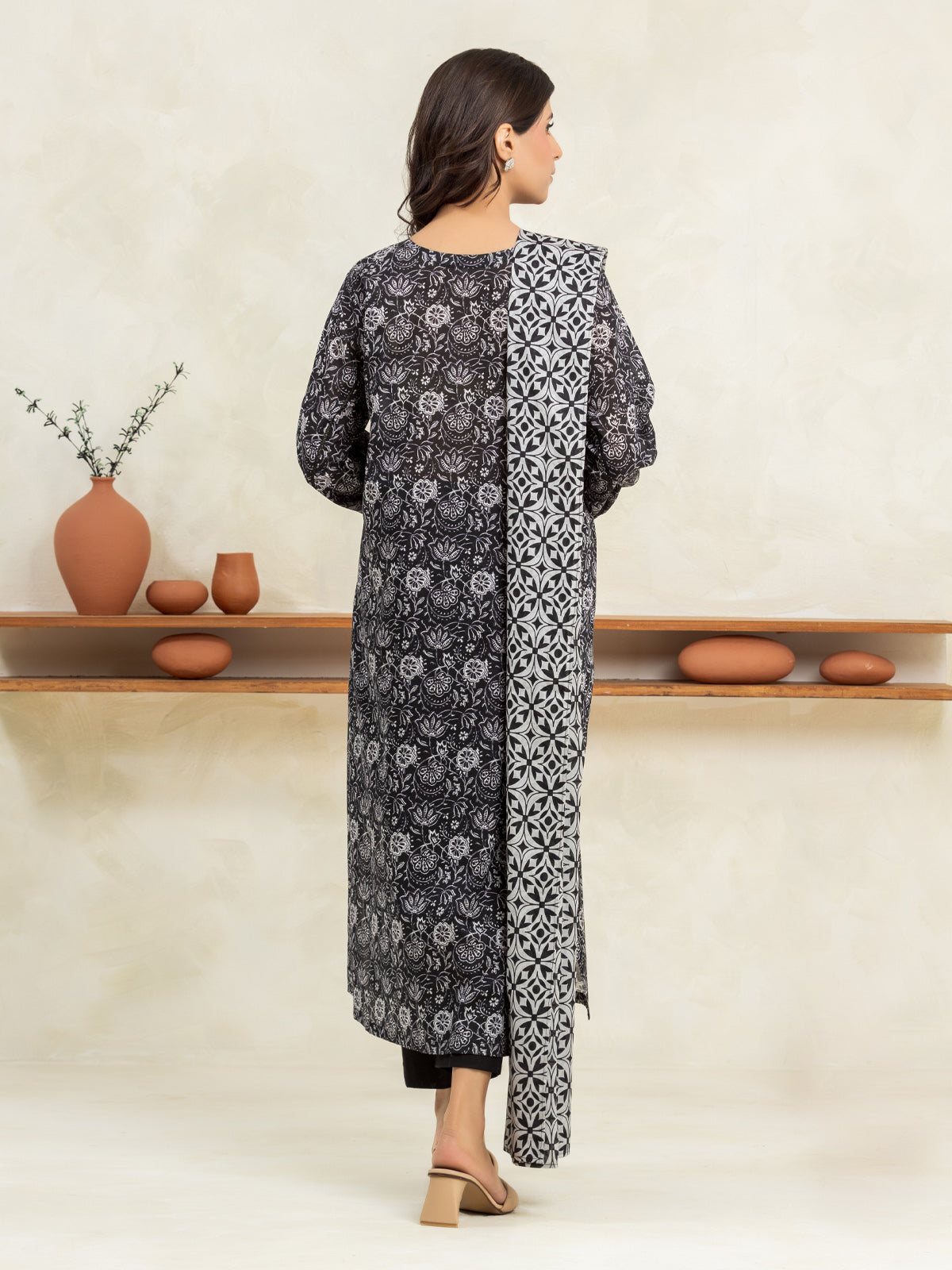 Black Printed Lawn 3 Piece