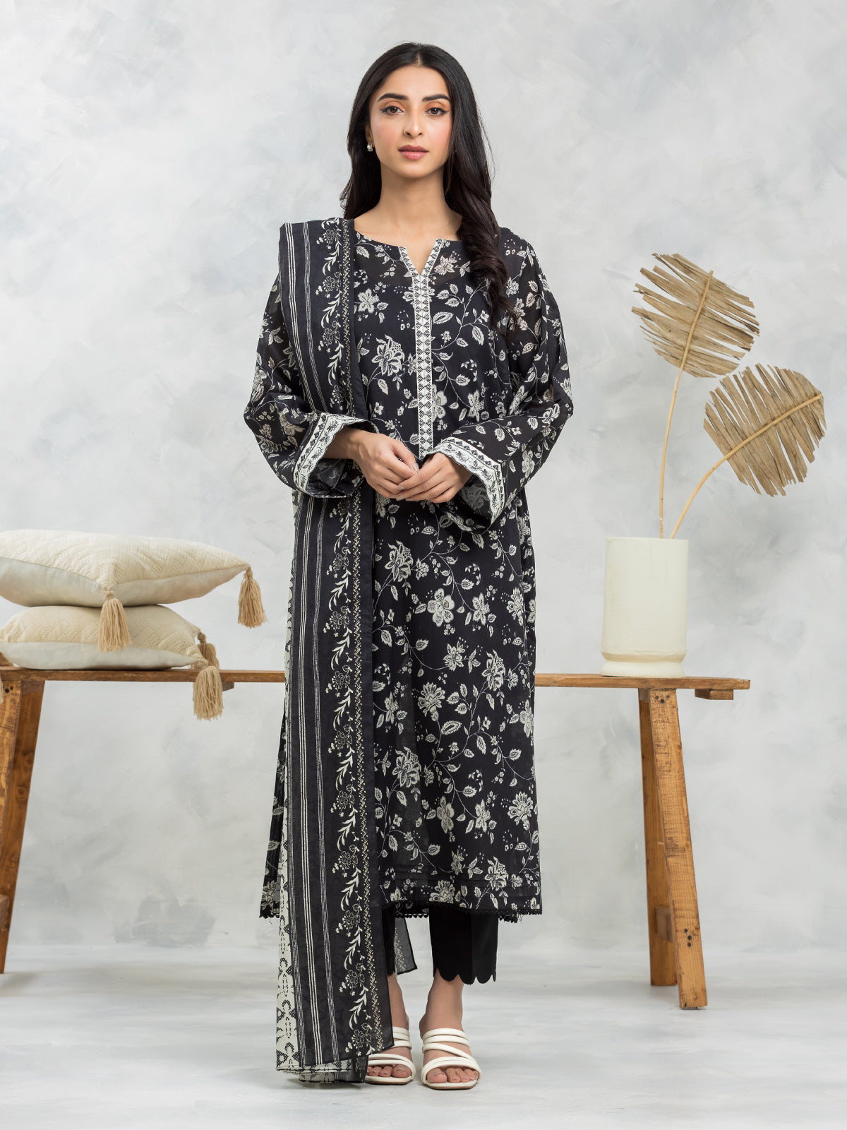 Black Printed Lawn 3 Piece