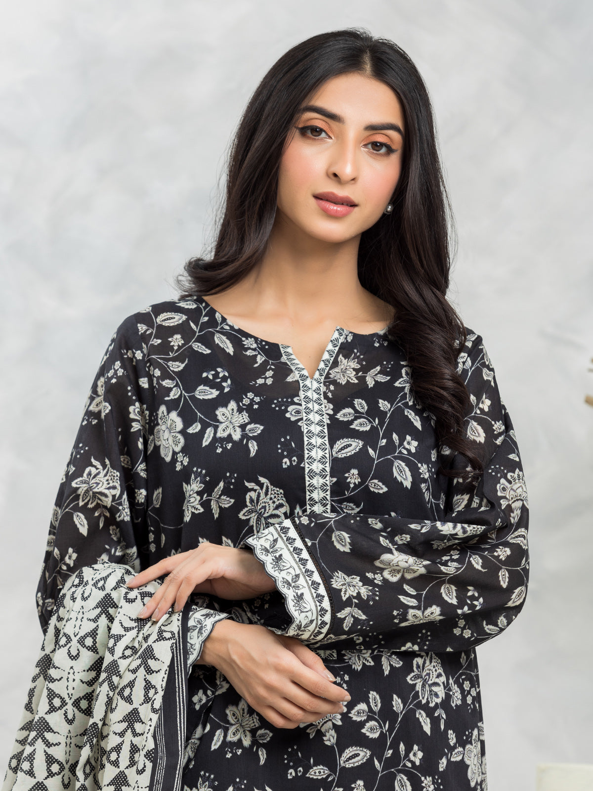 Black Printed Lawn 3 Piece