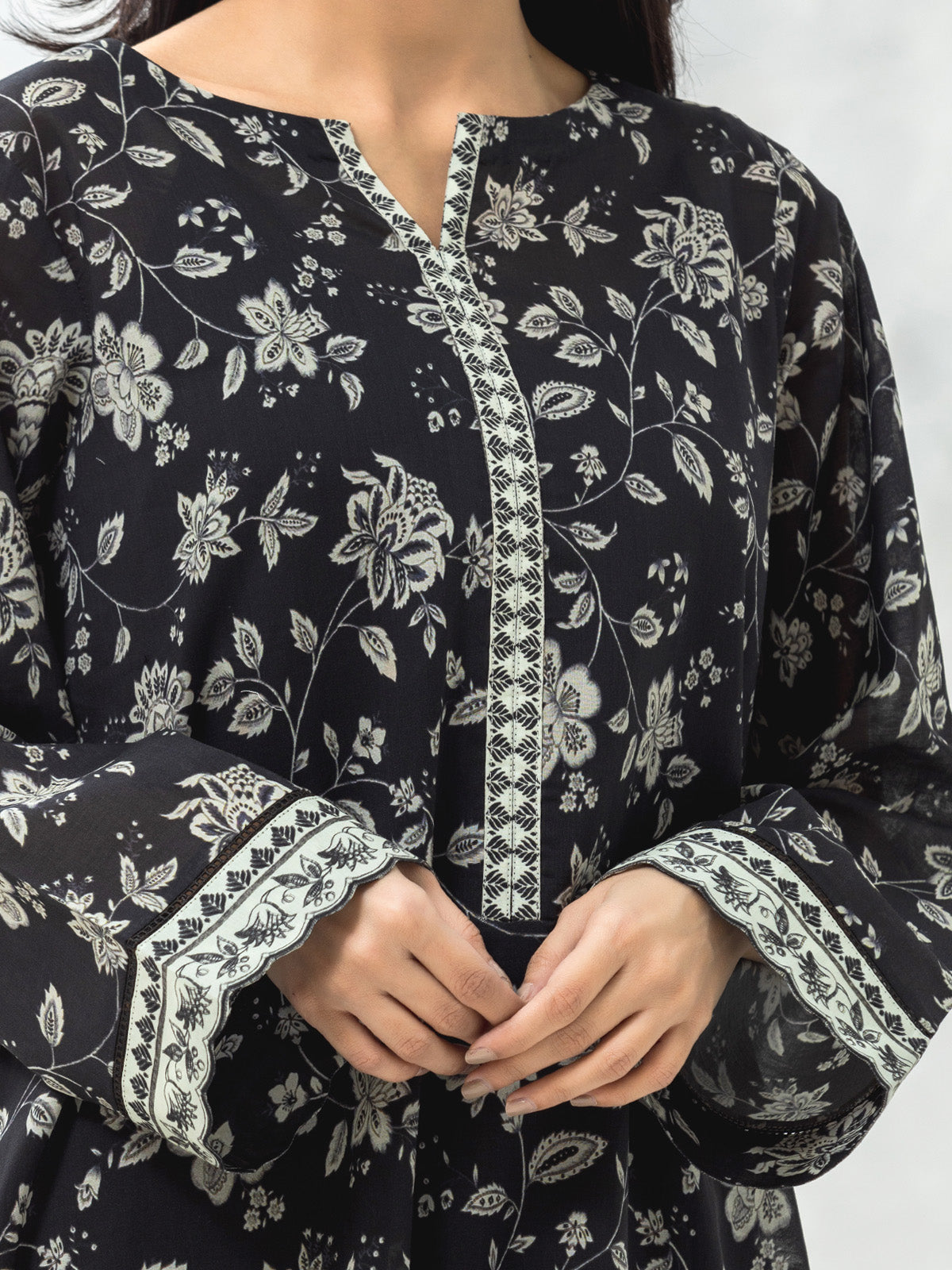 Black Printed Lawn 3 Piece