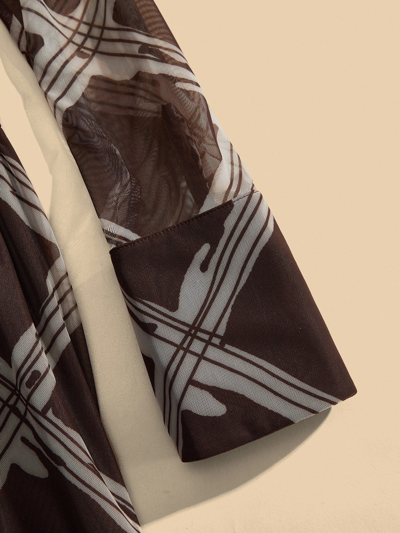 Brown Waist Cinched Graphic Print Flared Dress With Belt