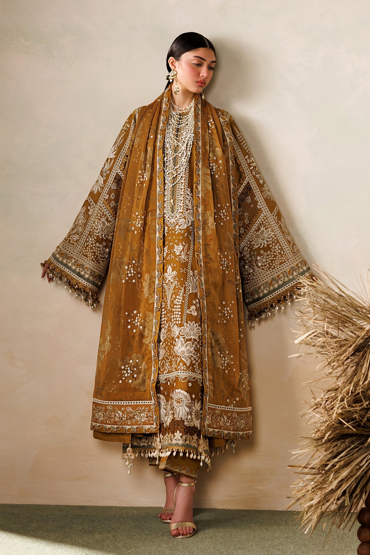 EMBROIDERED LAWN EL26-D07 UNSTITCHED