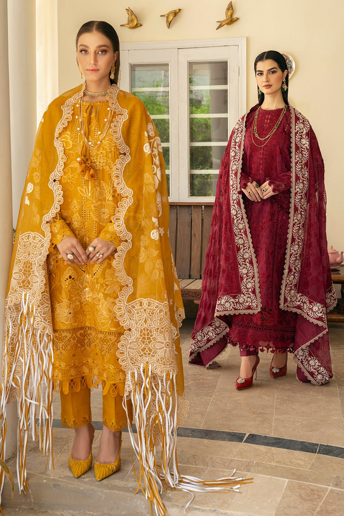 EMBROIDERED SELF JACQUARD LAWN SL11-D05