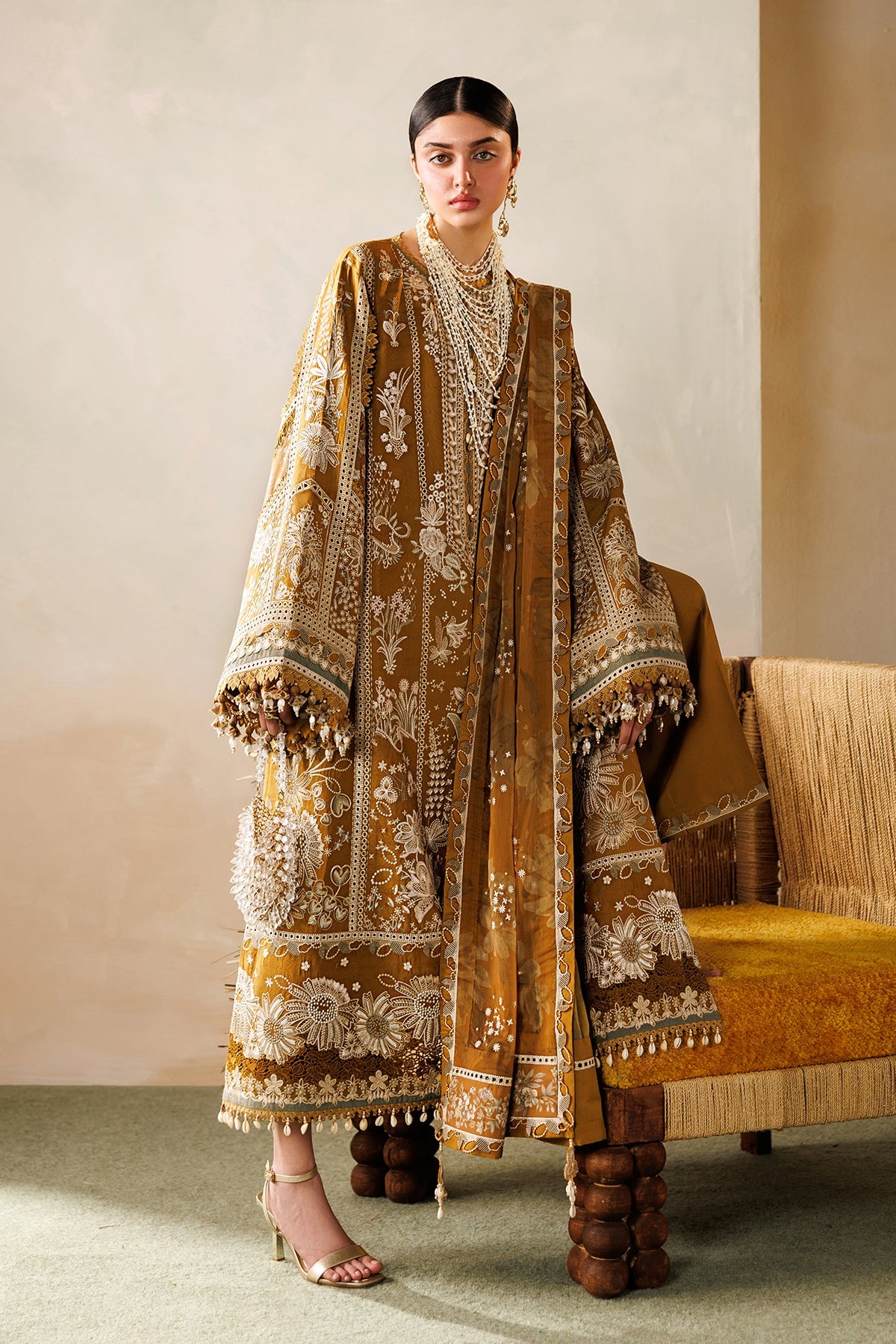 EMBROIDERED LAWN EL26-D07 UNSTITCHED