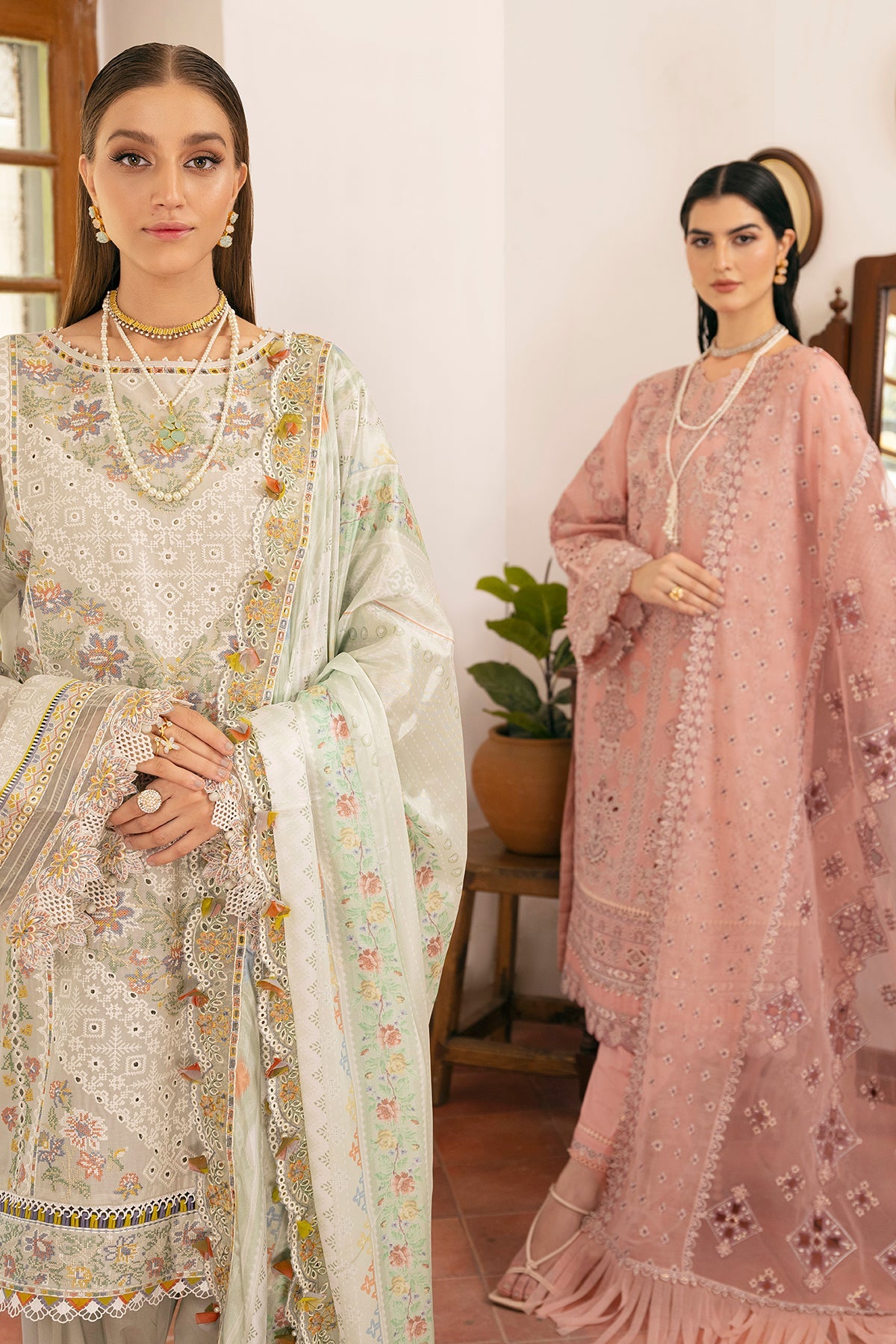 EMBROIDERED LAWN SL11-D07
