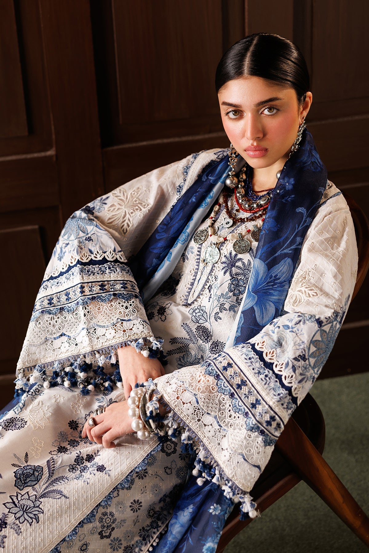 EMBROIDERED LAWN EL26-D06 UNSTITCHED