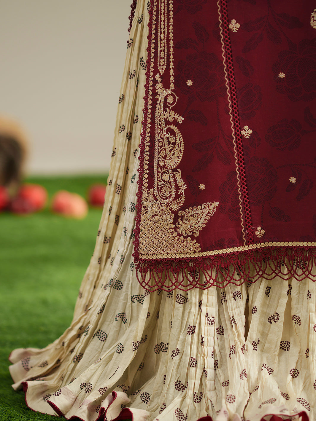 84B | 3 PC Lawn