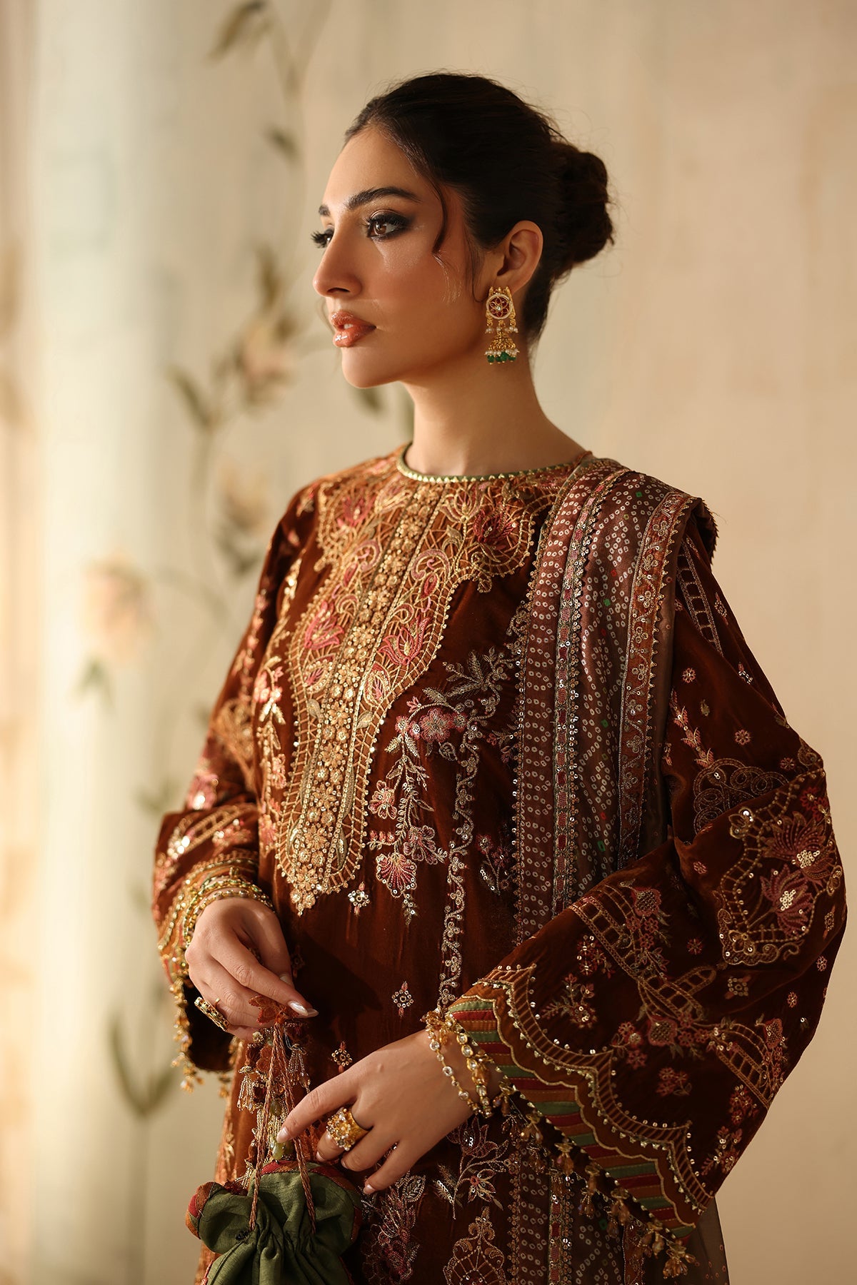 EMBROIDERED VELVET UF-4317