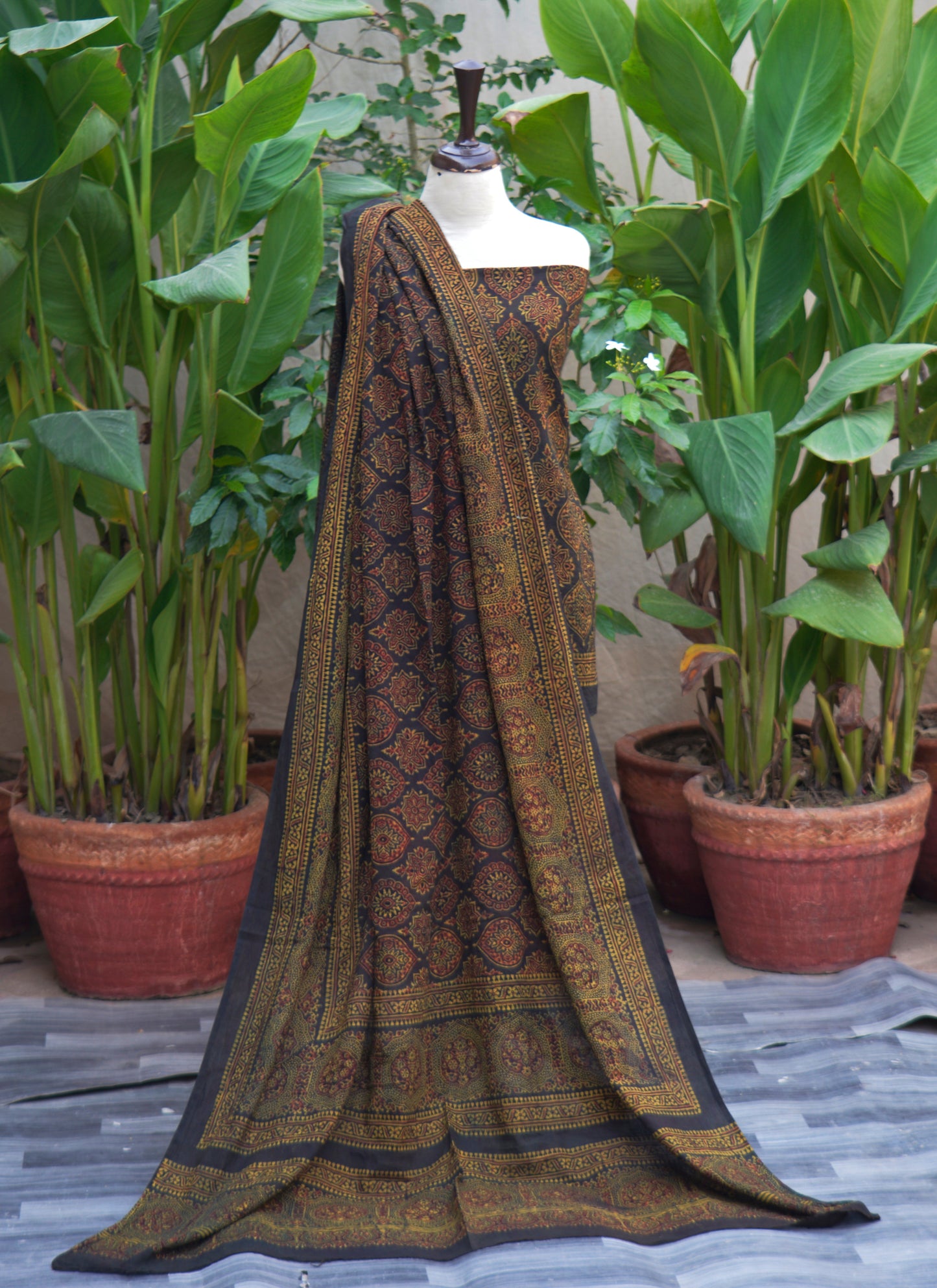 Ajrak Badam Dark Green Base with Maroon Filler Two-Piece – Unstitched Shirt & Dupatta (2.5 m x 44″) – Lawn