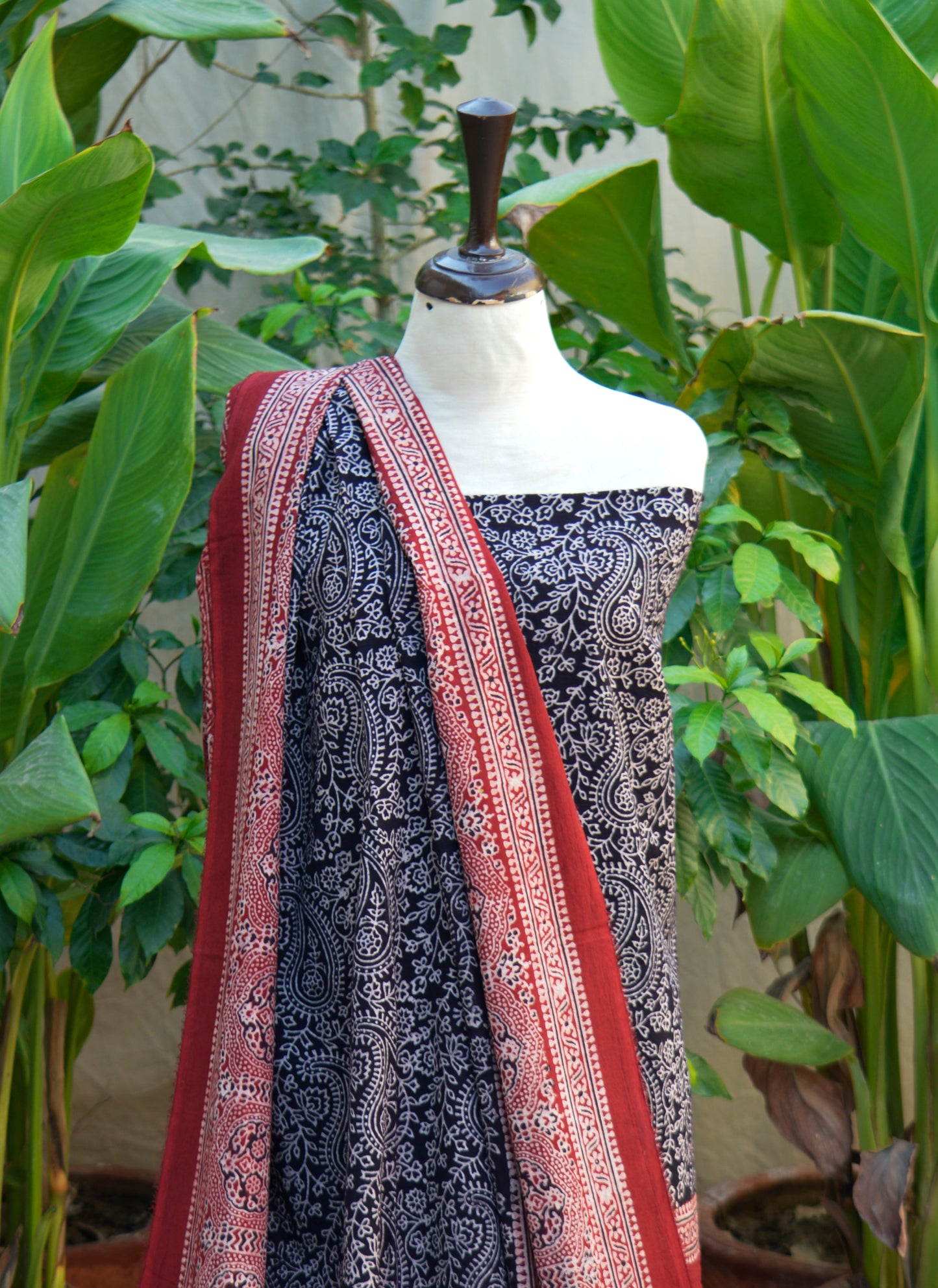 Ajrak Design Dress Anbi Contrast – Red & Black Unstitched Lawn Two-Piece (Shirt & Dupatta)